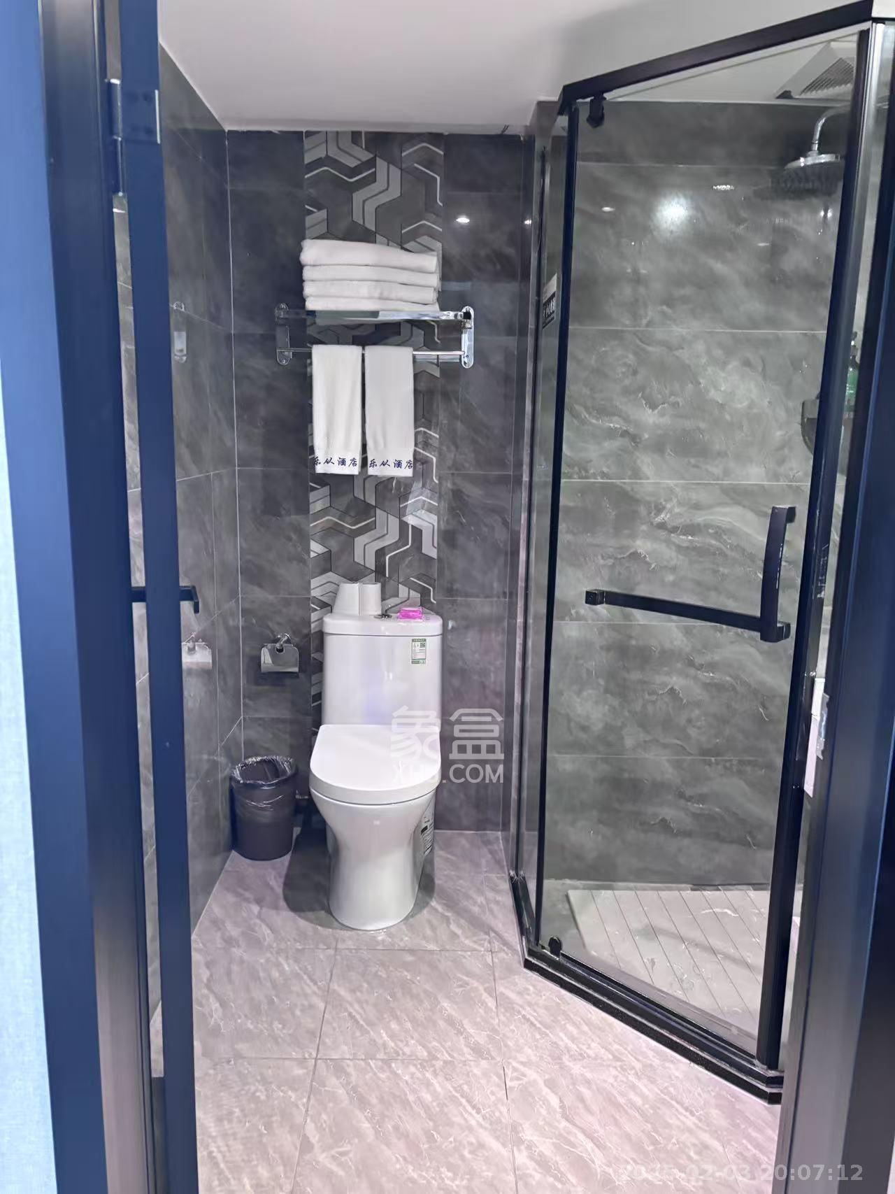 潇湘奥林匹克花园  1室0厅0卫    1900.0元/月 潇湘奥林匹克花园  1室0厅0卫    1900.0元/月室内图