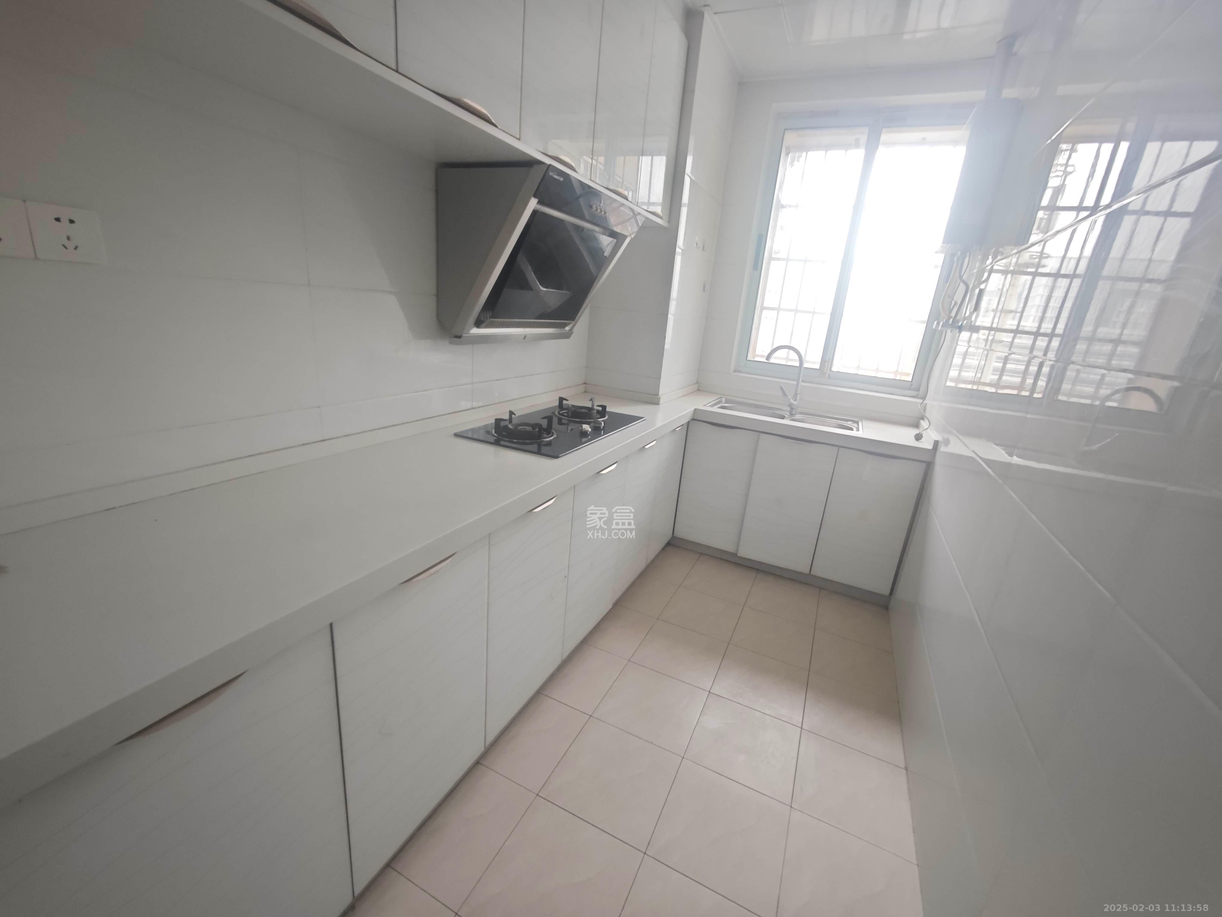 和康园小区 3室2厅2卫 2000.0元/月 和康园小区 3室2厅2卫 2000.0元/月室内图