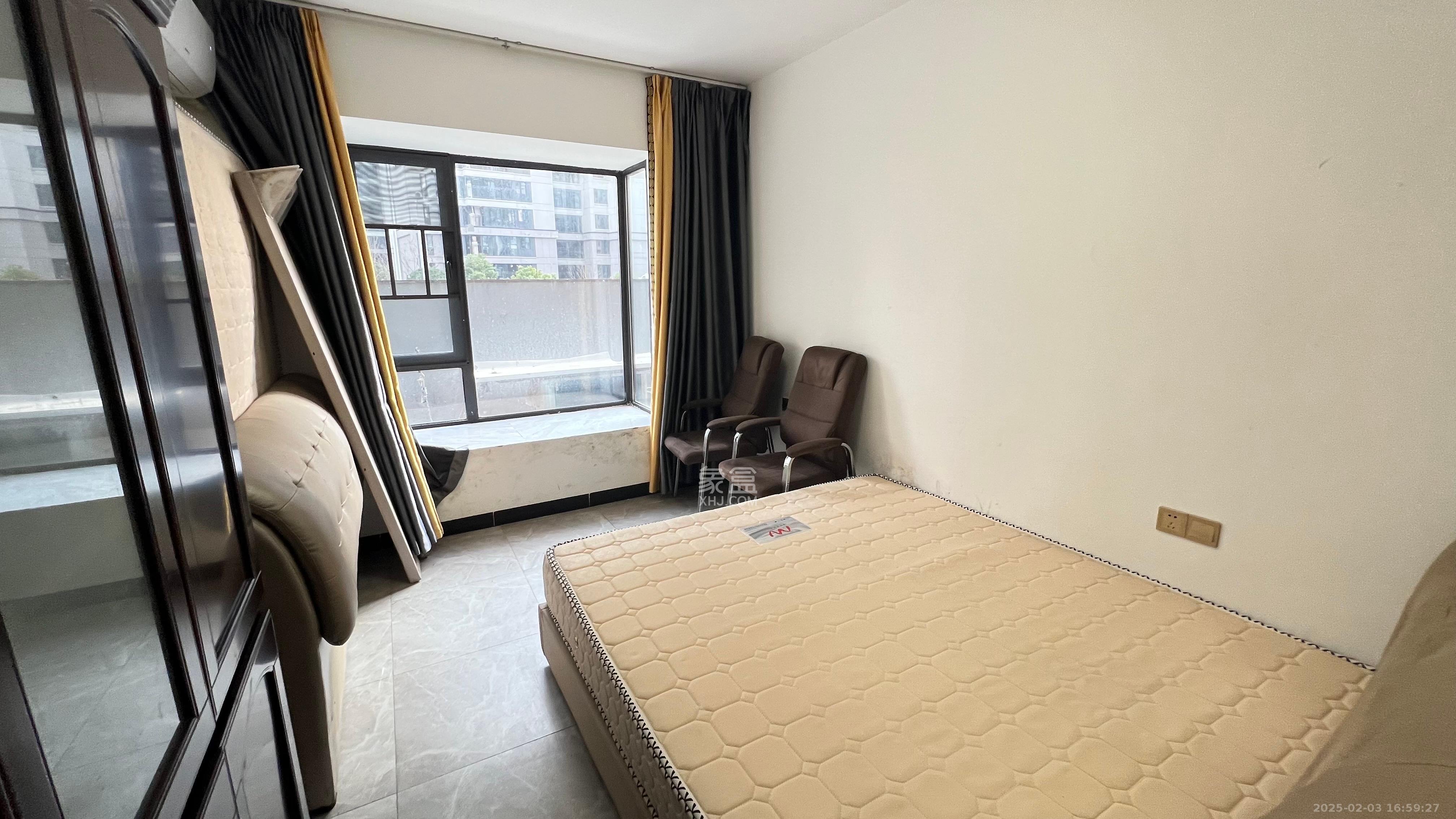 新新花园 2室1厅1卫 2100.0元/月 新新花园 2室1厅1卫 2100.0元/月室内图