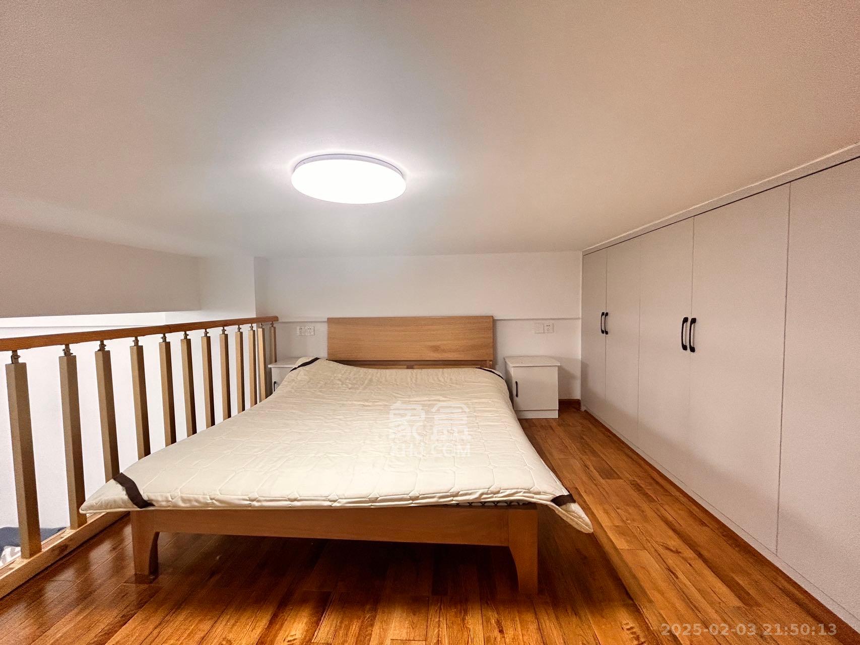 荣悦台 1室1厅1卫 2000.0元/月 荣悦台 1室1厅1卫 2000.0元/月室内图