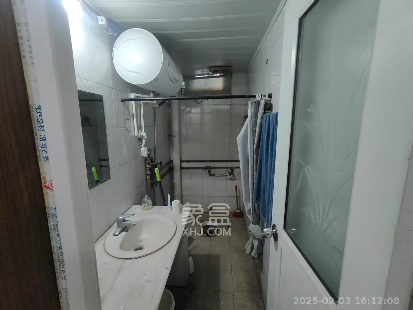 省旅游局宿舍 2室2厅1卫 1600.0元/月 省旅游局宿舍 2室2厅1卫 1600.0元/月室内图