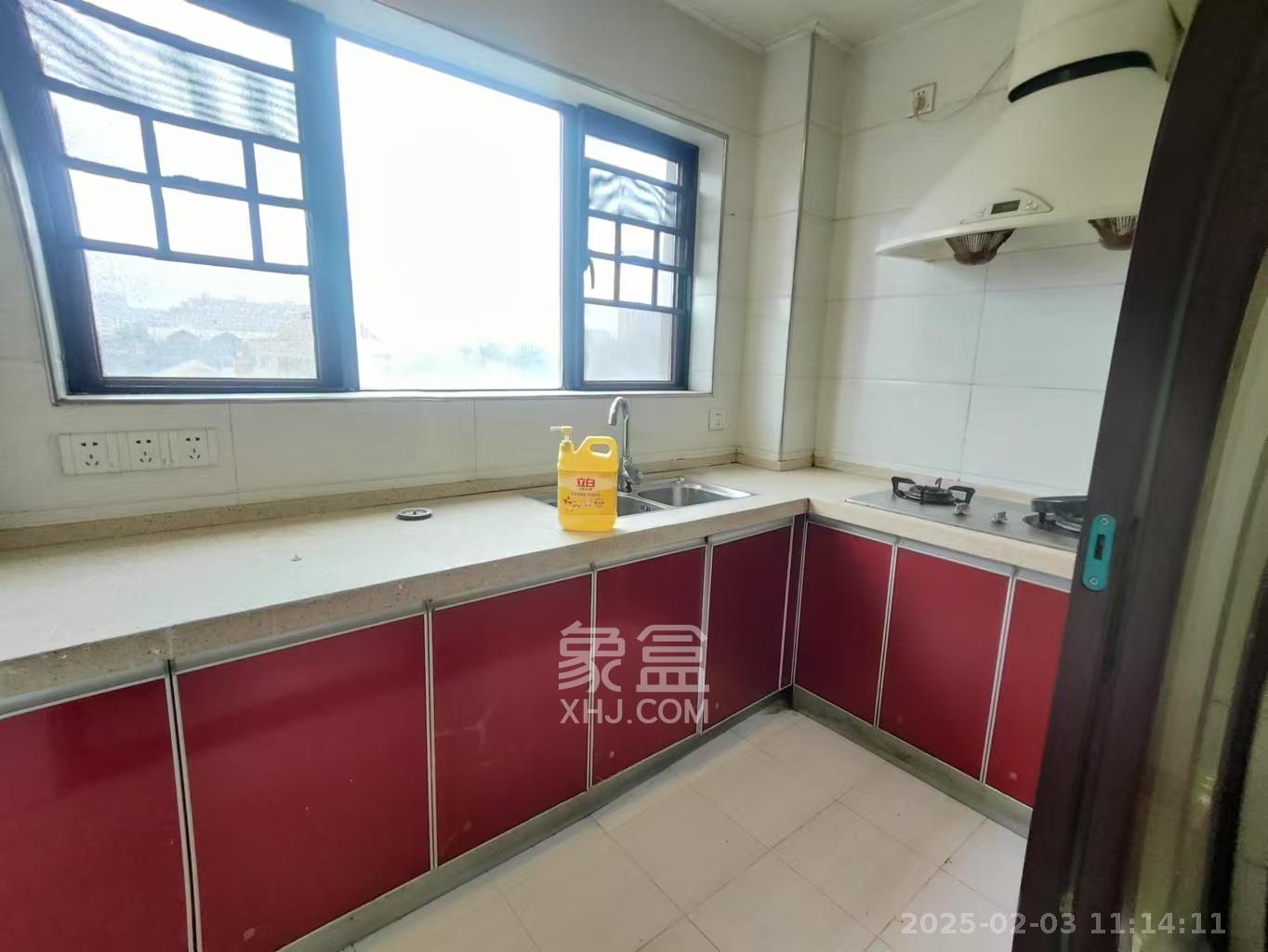 东驿竹园 3室2厅2卫 2200.0元/月 东驿竹园 3室2厅2卫 2200.0元/月室内图