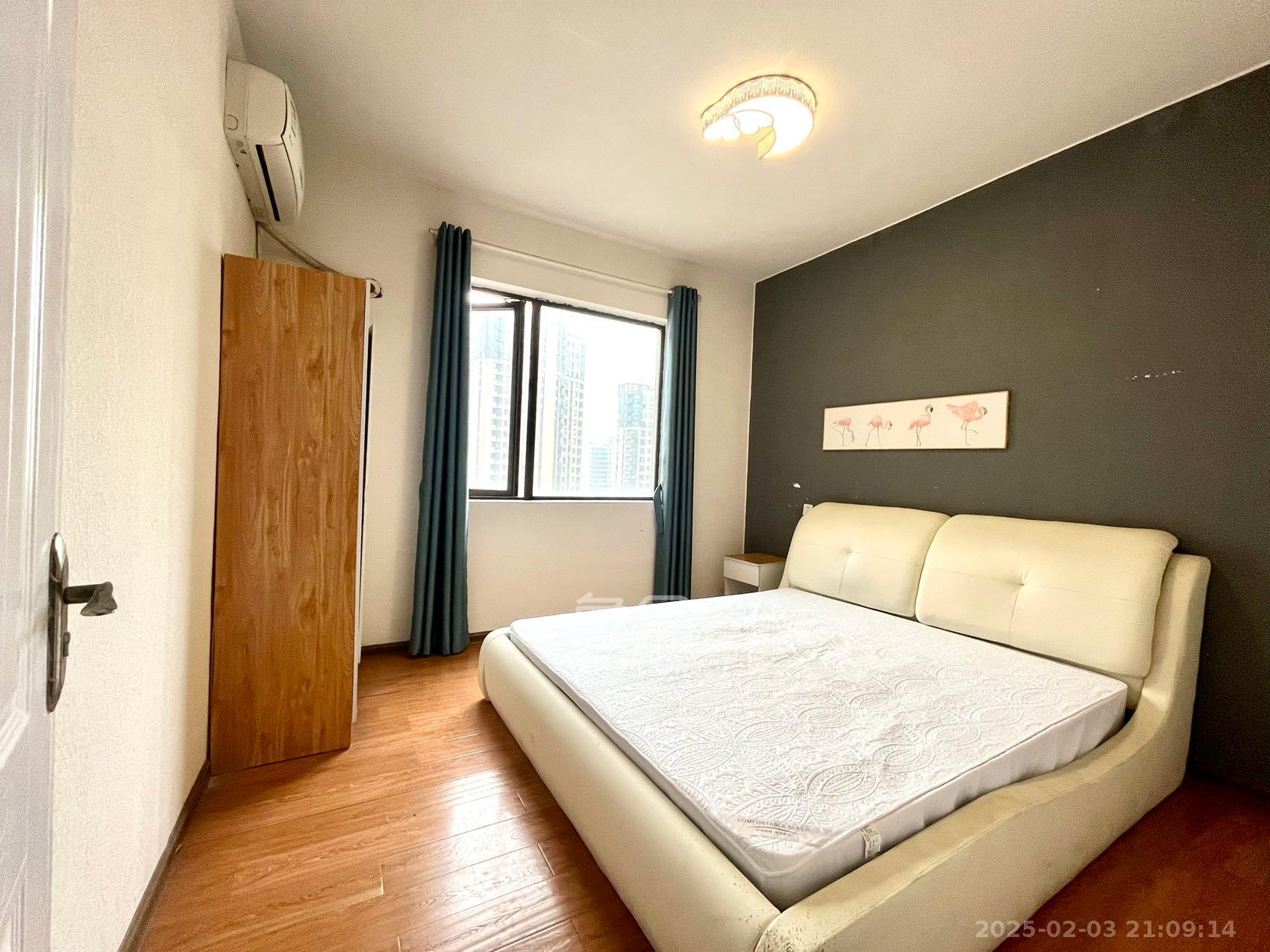 保利西海岸A区 2室1厅1卫 2600.0元/月 保利西海岸A区 2室1厅1卫 2600.0元/月室内图