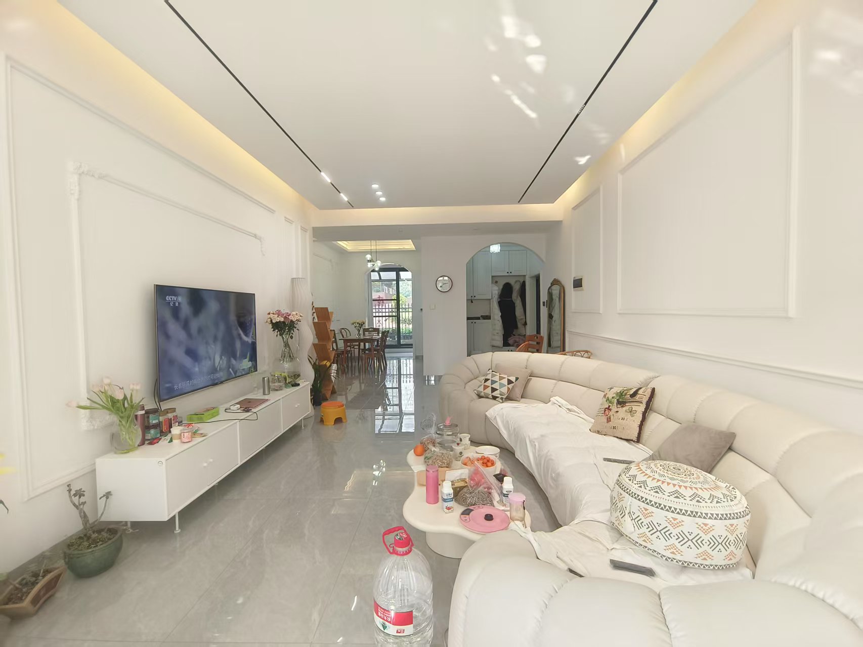 会龙山溪谷(住宅) 3室2厅2卫 3000.0元/月 会龙山溪谷(住宅) 3室2厅2卫 3000.0元/月室内图