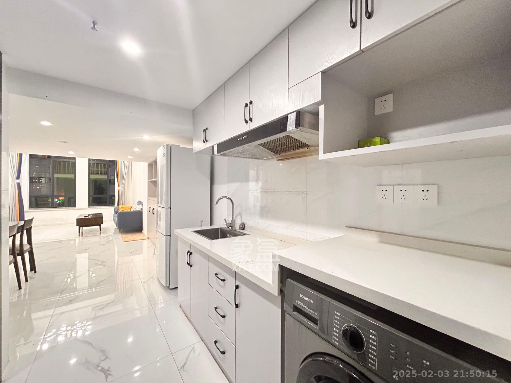 荣悦台 1室1厅1卫 2000.0元/月 荣悦台 1室1厅1卫 2000.0元/月室内图