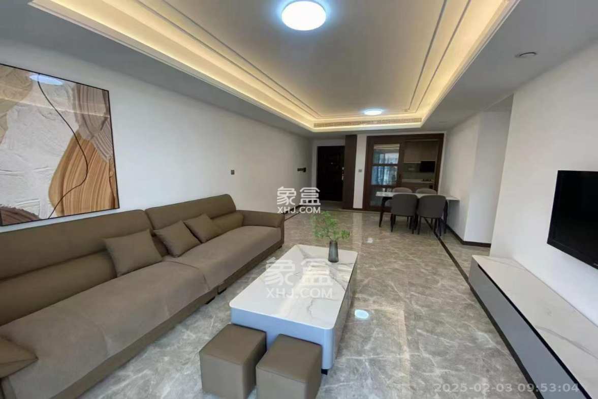 绿地长沙城际空间站(绿地新里佳苑)  3室2厅2卫    3000.0元/月 绿地长沙城际空间站(绿地新里佳苑)  3室2厅2卫    3000.0元/月室内图