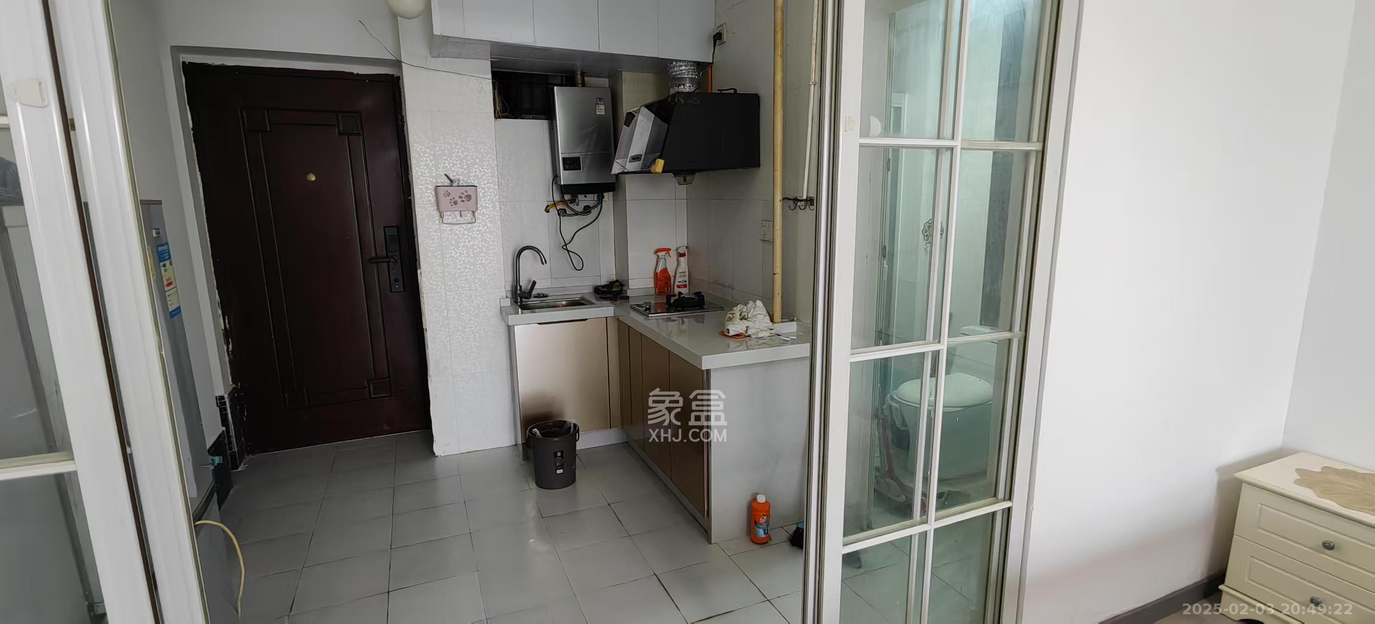 如果爱  1室1厅1卫    1600.0元/月 如果爱  1室1厅1卫    1600.0元/月室内图