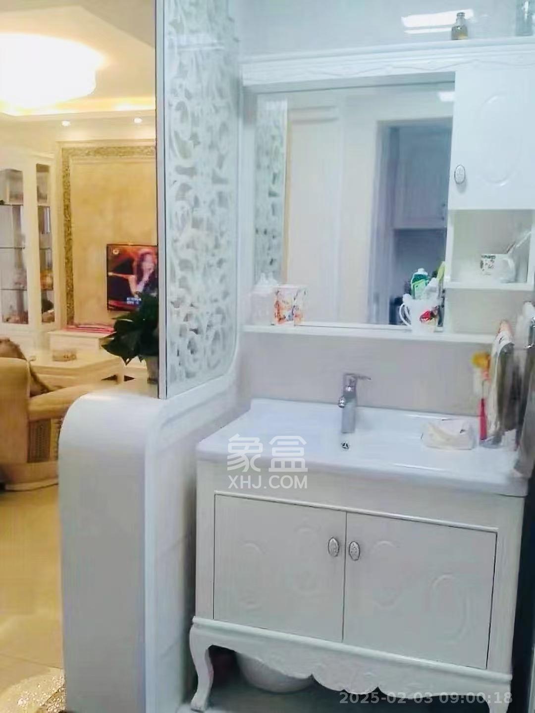 湘府十城(汇财御景湾新寓,汇财国际) 3室2厅2卫 2800.0元/月 湘府十城(汇财御景湾新寓,汇财国际) 3室2厅2卫 2800.0元/月室内图