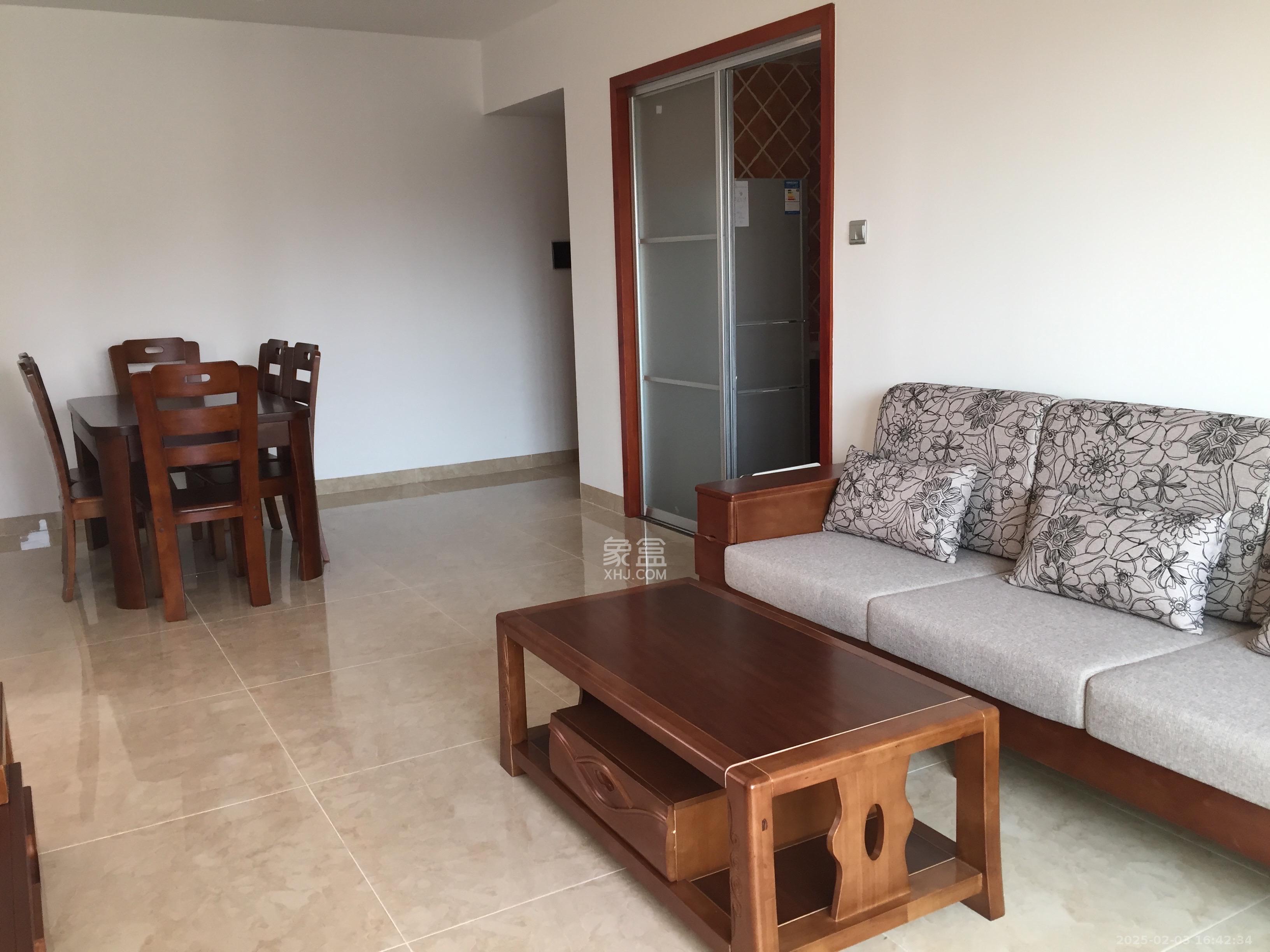 好莱城(弘德西街) 2室1厅1卫 2200.0元/月 好莱城(弘德西街) 2室1厅1卫 2200.0元/月室内图