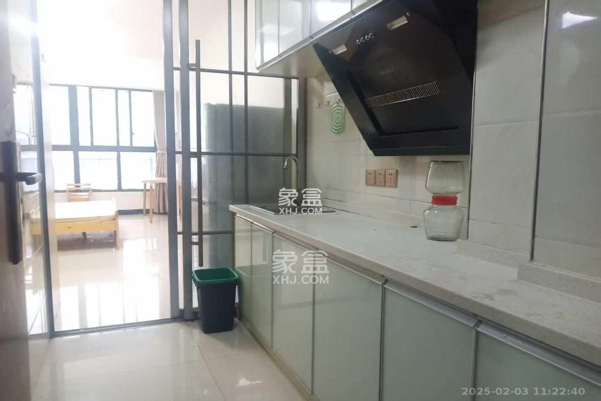 保利麓谷林语I区 1室1厅1卫 1300.0元/月 保利麓谷林语I区 1室1厅1卫 1300.0元/月室内图