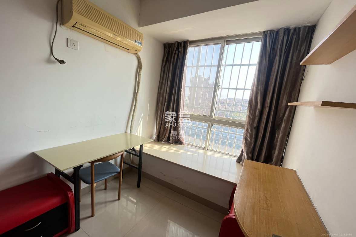 腾泰佳园 1室1厅1卫 900.0元/月 腾泰佳园 1室1厅1卫 900.0元/月室内图