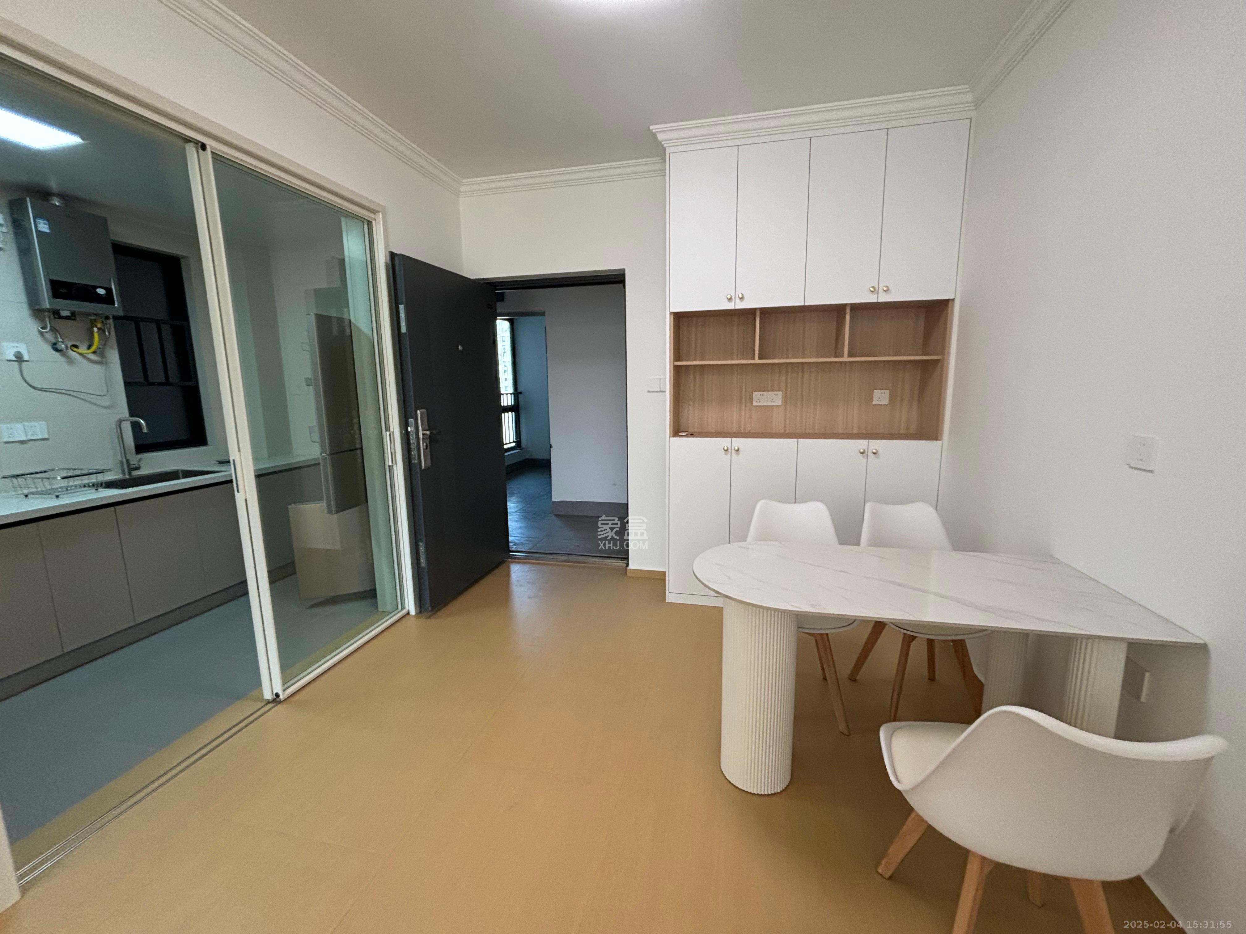 旭日嘉苑  2室1厅1卫    2500.0元/月 旭日嘉苑  2室1厅1卫    2500.0元/月室内图