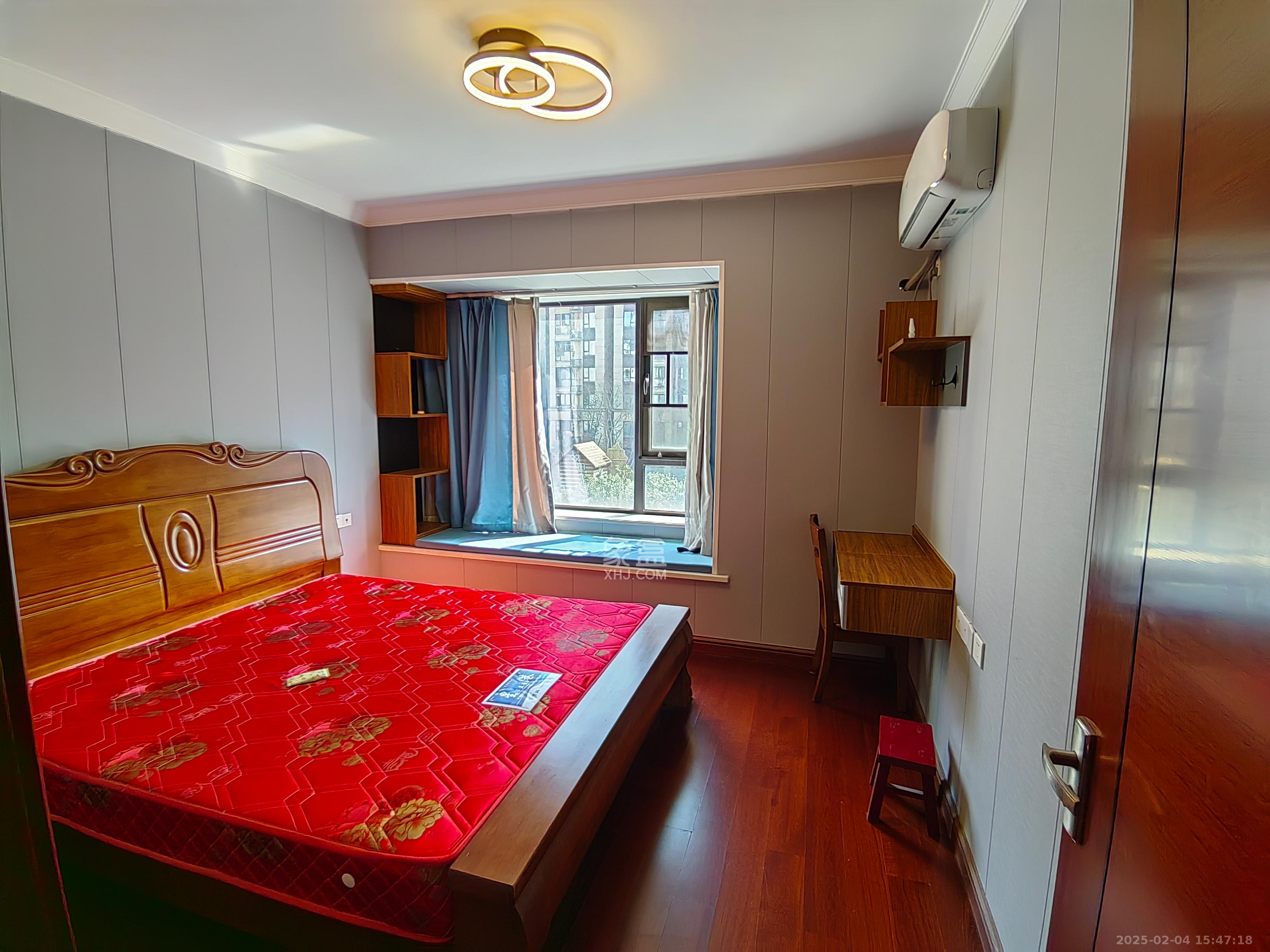 中海新城熙岸(中信新城五期) 4室2厅2卫 2750.0元/月 中海新城熙岸(中信新城五期) 4室2厅2卫 2750.0元/月室内图