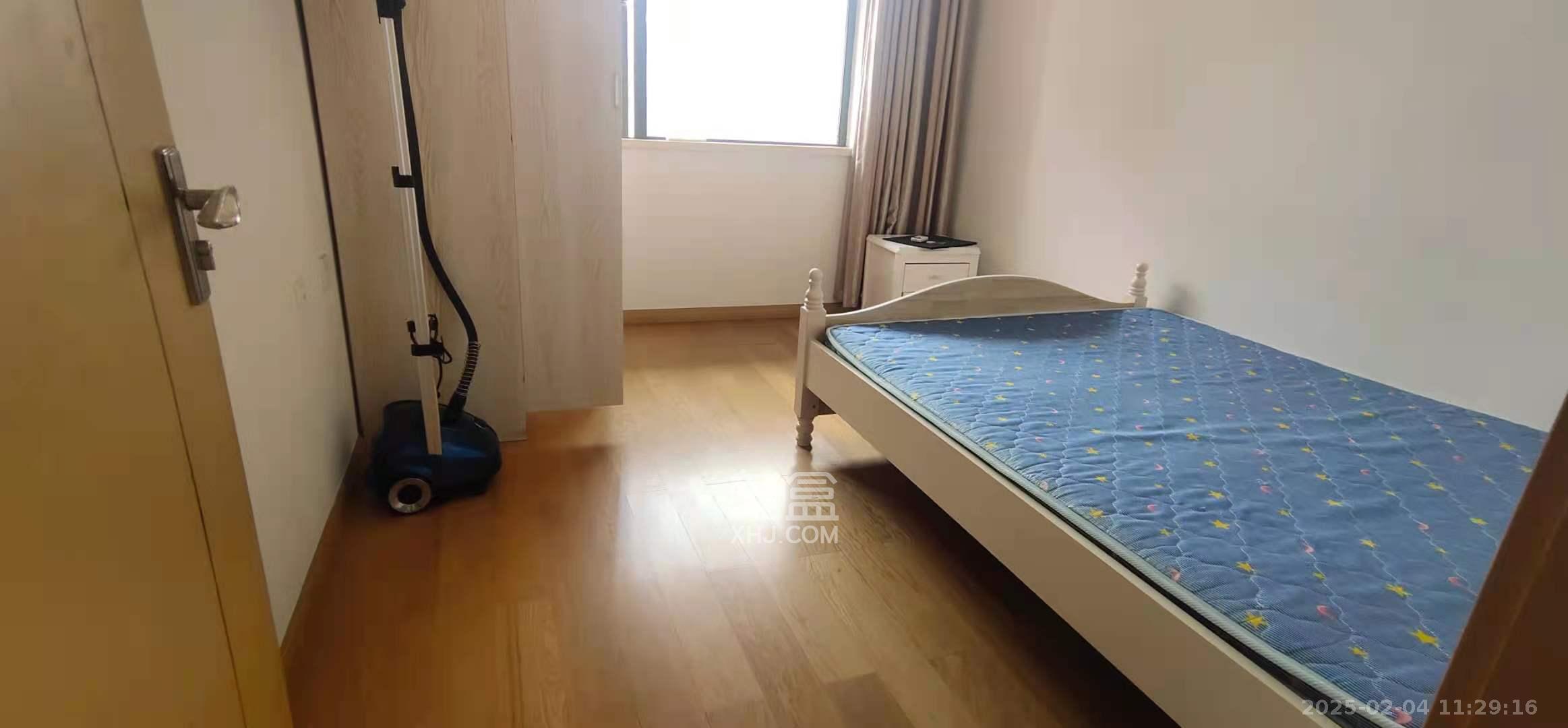 中海国际三期  3室2厅2卫   2300.00元/月室内图