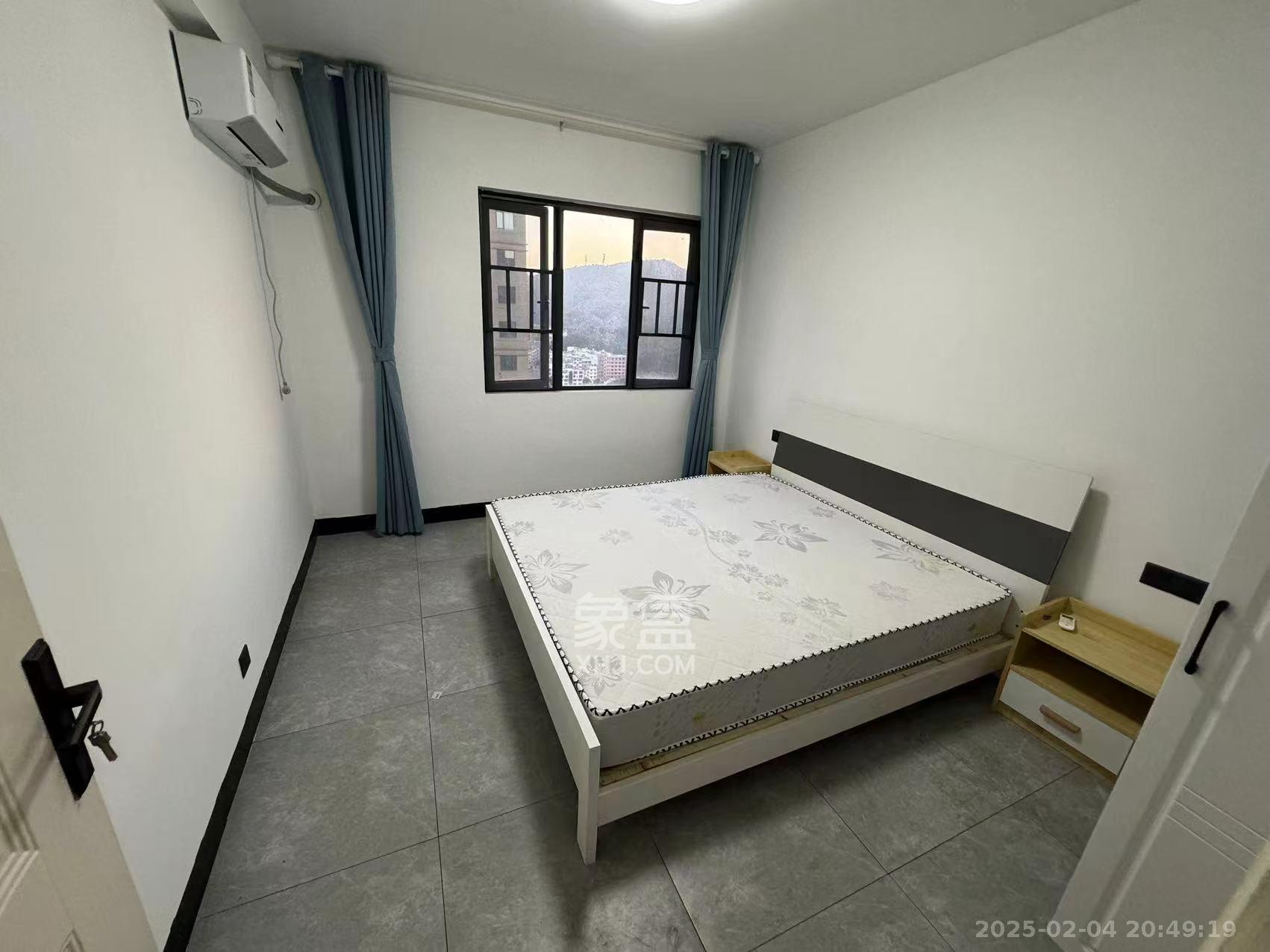 澳海澜庭 3室2厅1卫 1800.0元/月 澳海澜庭 3室2厅1卫 1800.0元/月室内图