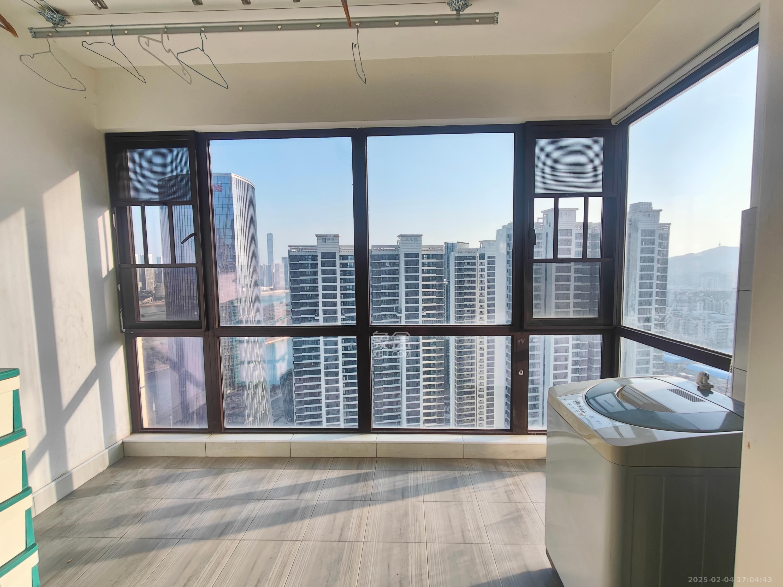 保利西海岸B区 2室1厅1卫 2700.0元/月 保利西海岸B区 2室1厅1卫 2700.0元/月室内图