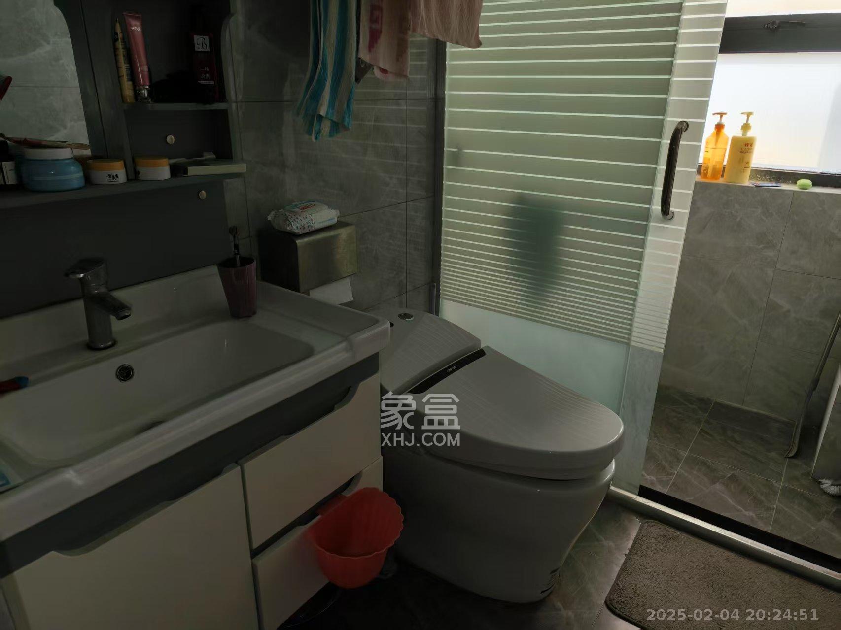 明发阅江悦府 4室2厅2卫 3200.0元/月 明发阅江悦府 4室2厅2卫 3200.0元/月室内图