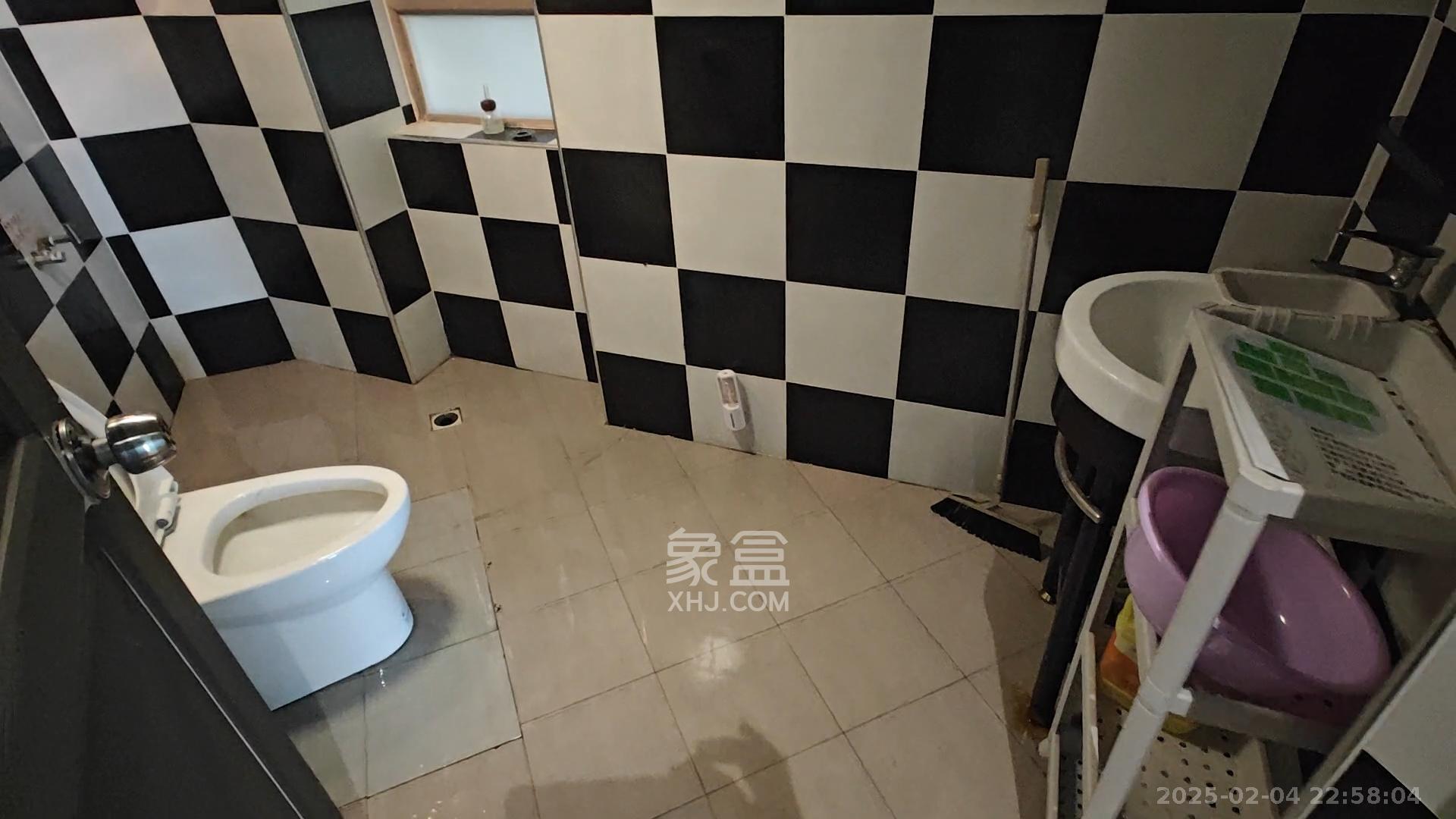 潮宗御苑  1室2厅2卫    6500.0元/月 潮宗御苑  1室2厅2卫    6500.0元/月室内图