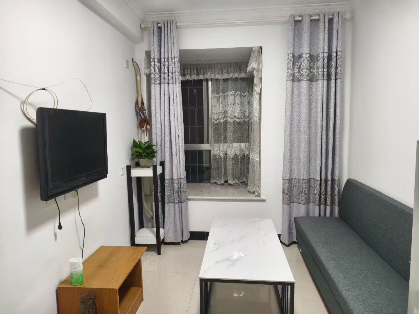 星海名都  1室1厅1卫    1000.0元/月室内图