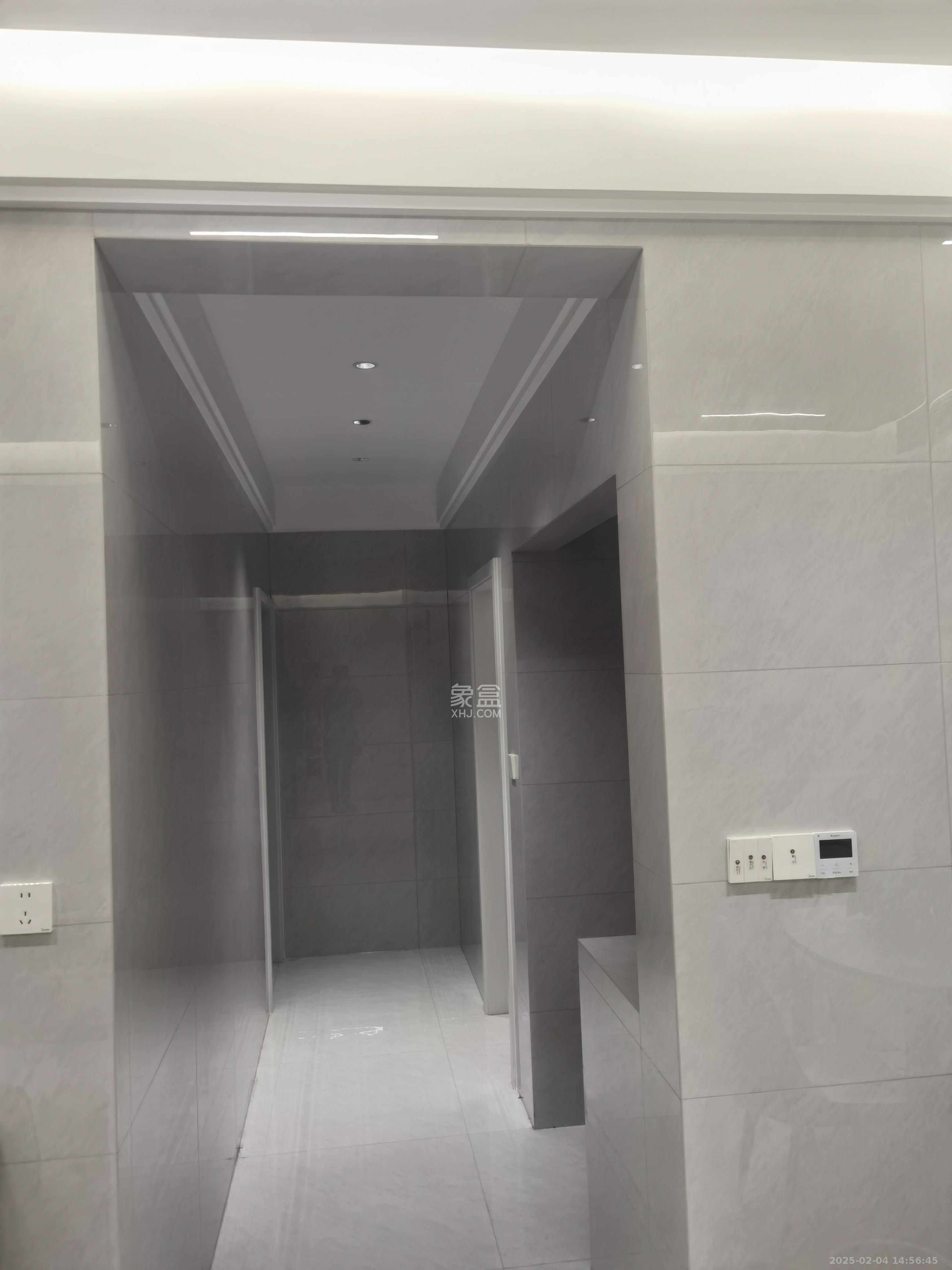 紫华郡 3室2厅2卫 3000.0元/月 紫华郡 3室2厅2卫 3000.0元/月室内图