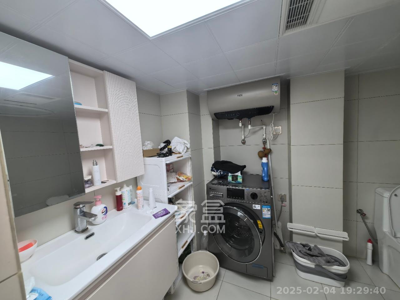 中南国际眼镜城(中伟商业中心) 2室1厅1卫 1800.0元/月 中南国际眼镜城(中伟商业中心) 2室1厅1卫 1800.0元/月室内图