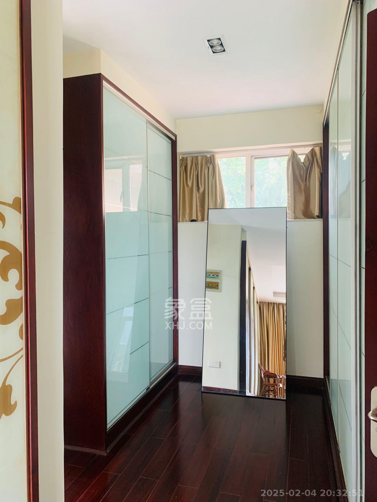 同升湖白竹水乡 5室2厅3卫 8800.0元/月 同升湖白竹水乡 5室2厅3卫 8800.0元/月室内图