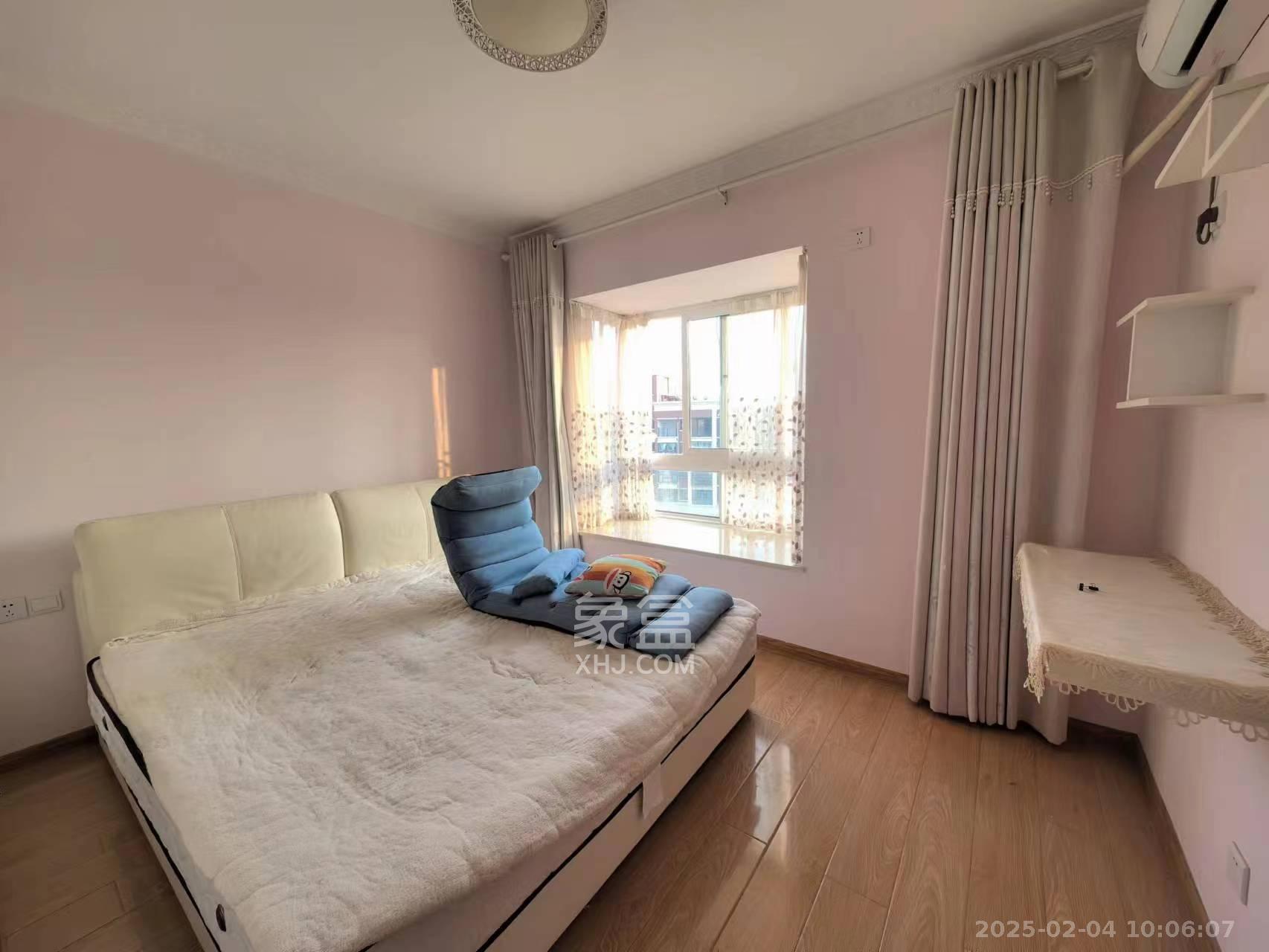 山水湾  3室2厅1卫    1900.0元/月 山水湾  3室2厅1卫    1900.0元/月室内图