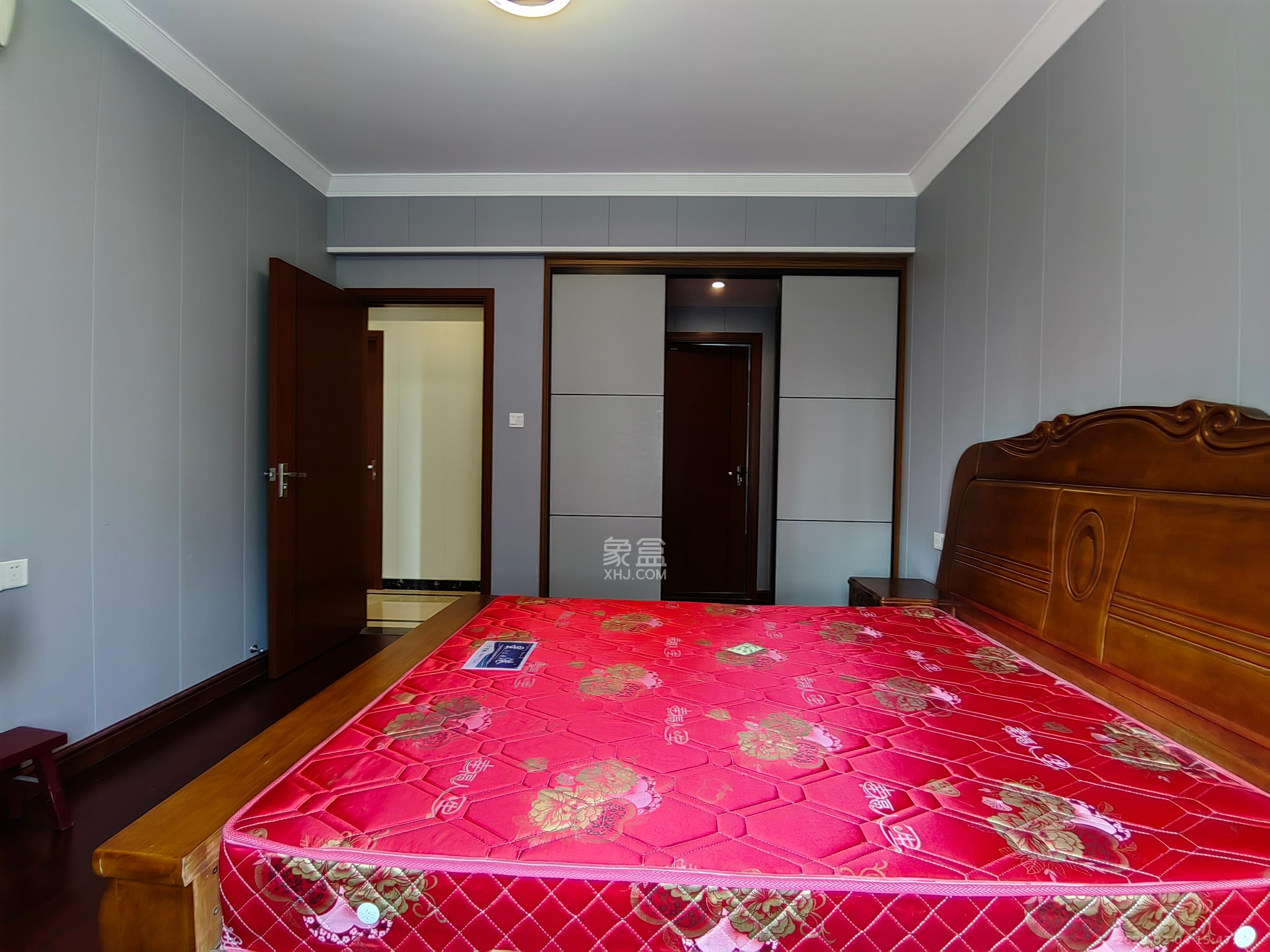 中海新城熙岸(中信新城五期) 4室2厅2卫 2750.0元/月 中海新城熙岸(中信新城五期) 4室2厅2卫 2750.0元/月室内图