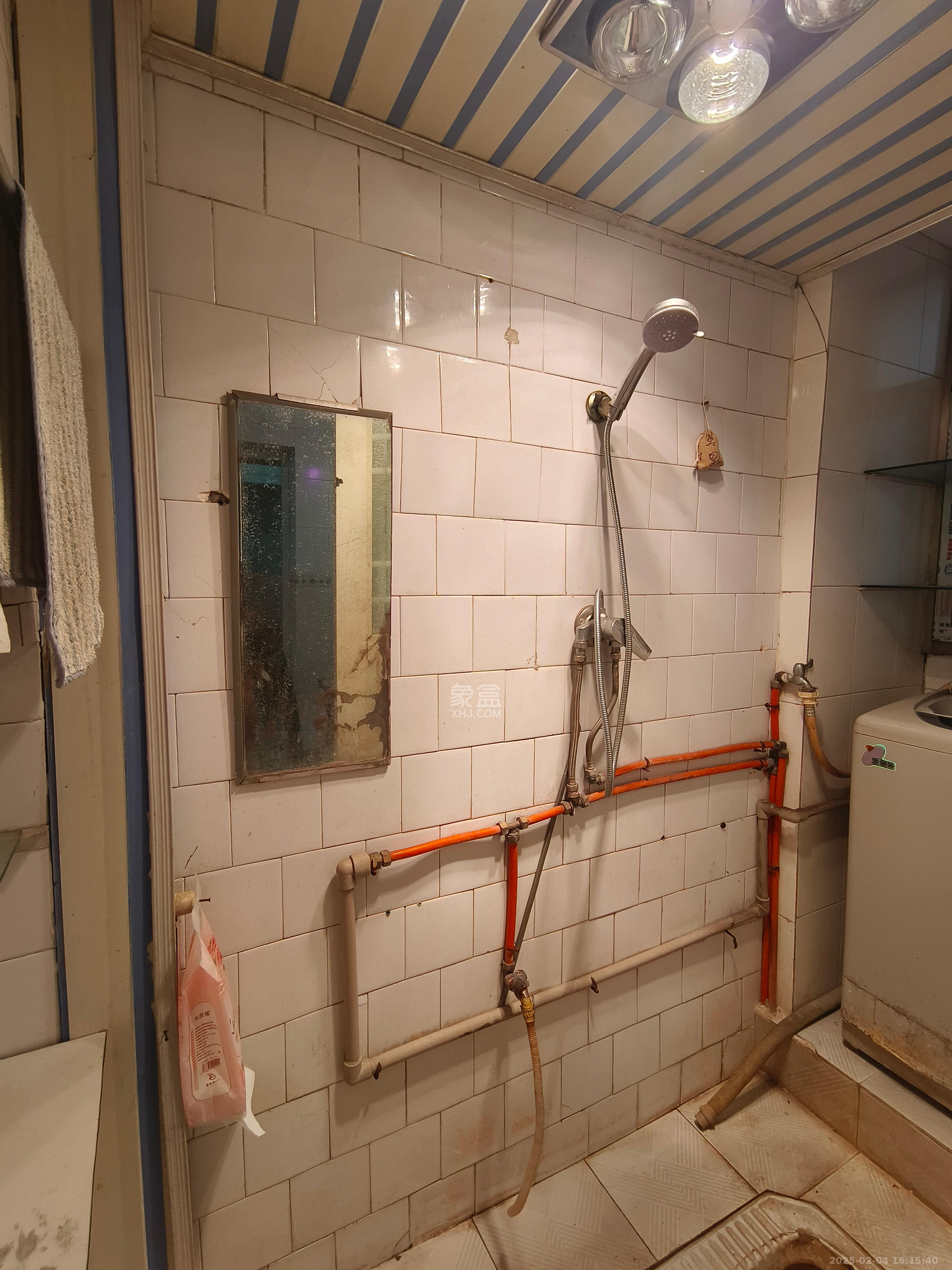 长重机械厂宿舍 2室2厅1卫 1400.0元/月 长重机械厂宿舍 2室2厅1卫 1400.0元/月室内图