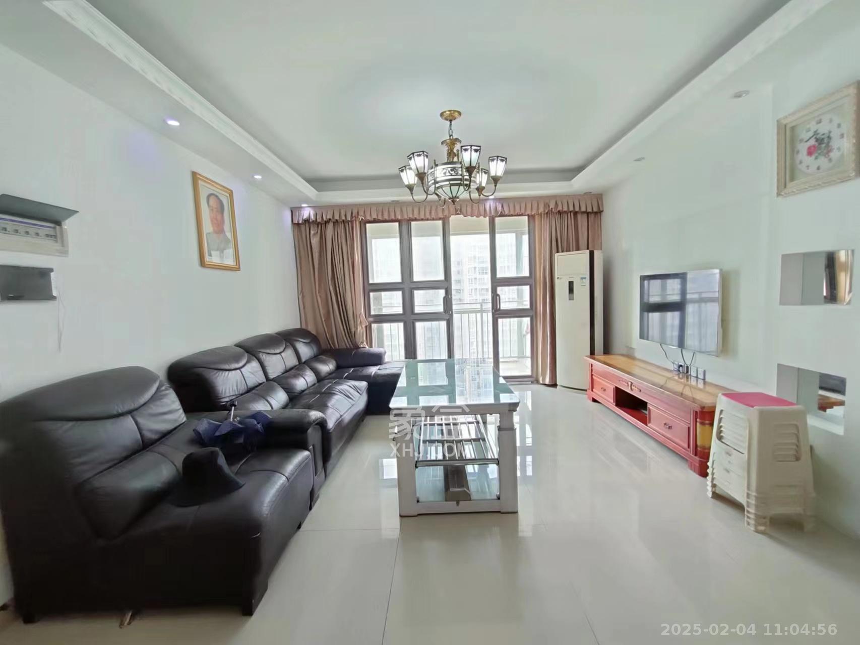 恒广国际景园一二区 3室2厅2卫 2400.0元/月 恒广国际景园一二区 3室2厅2卫 2400.0元/月室内图