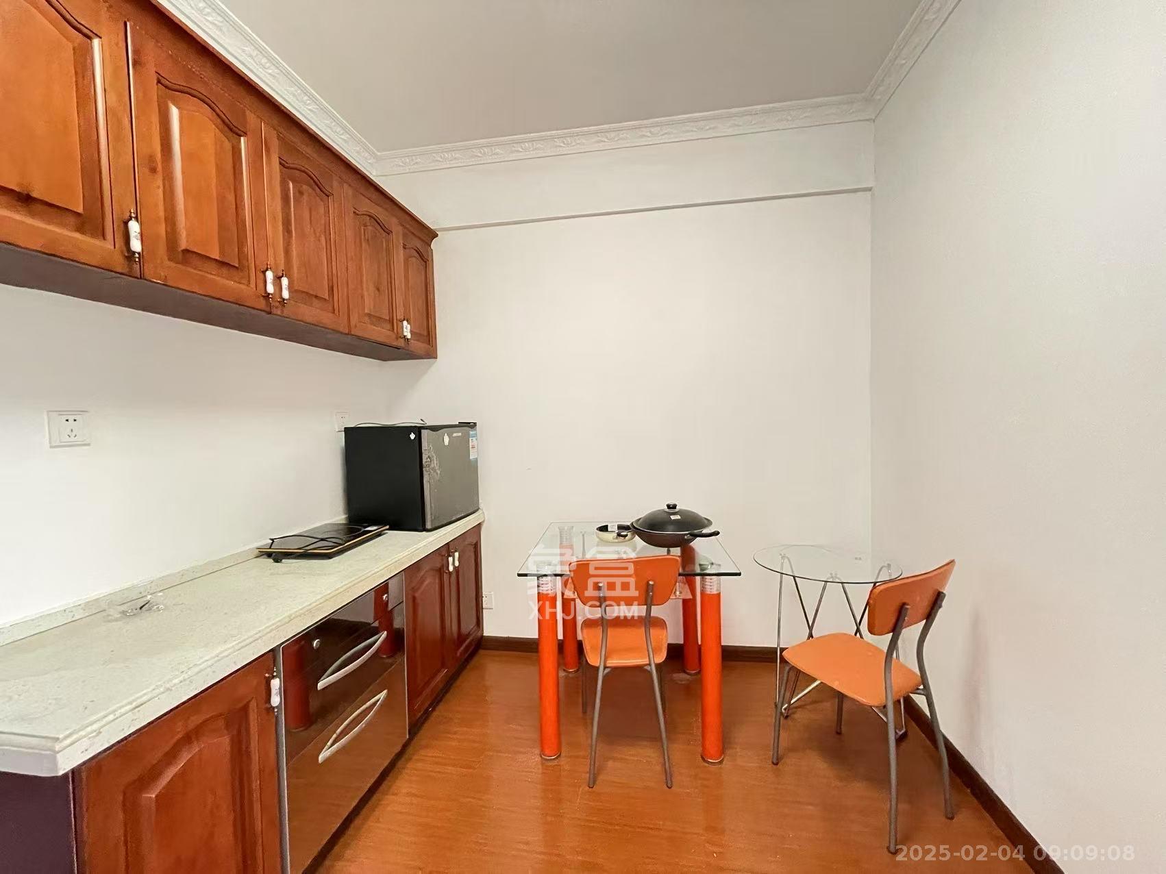 湘水和天下 1室1厅1卫 1300.00元/月 湘水和天下 1室1厅1卫 1300.00元/月室内图