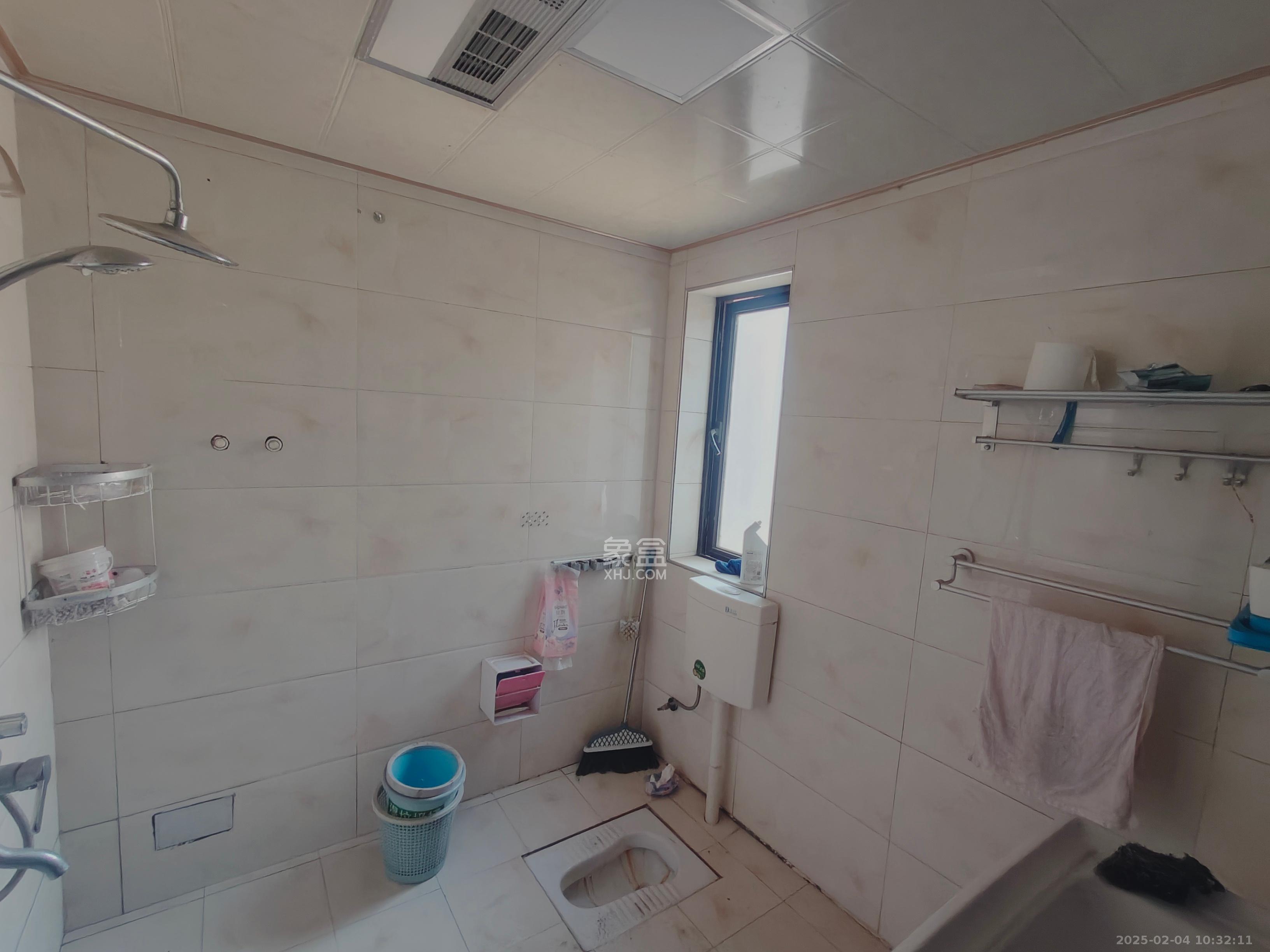 新城国际花都 3室2厅1卫 1700.0元/月 新城国际花都 3室2厅1卫 1700.0元/月室内图