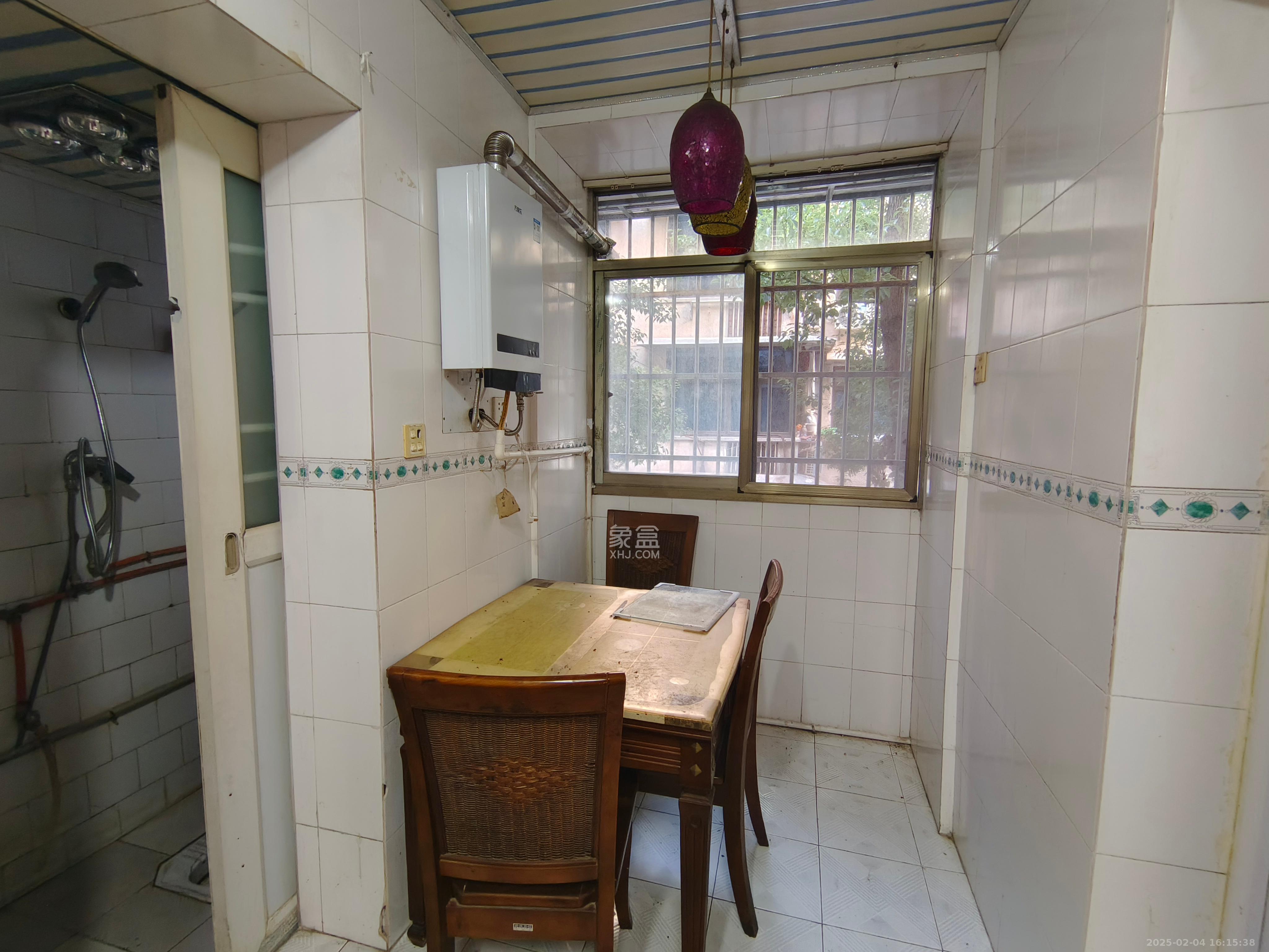 长重机械厂宿舍 2室2厅1卫 1400.0元/月 长重机械厂宿舍 2室2厅1卫 1400.0元/月室内图