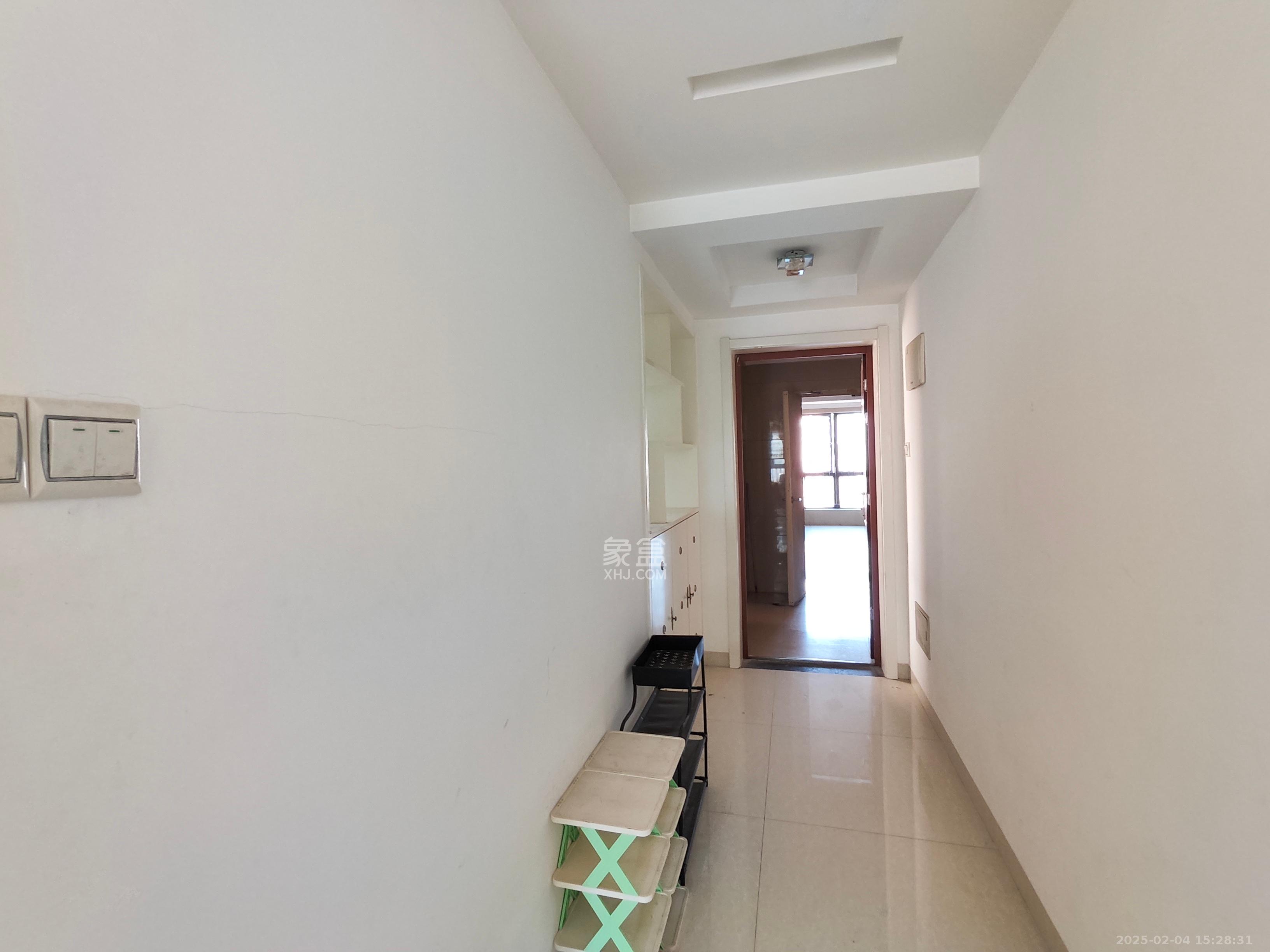 华润凤凰城二期 3室2厅1卫 2300.0元/月 华润凤凰城二期 3室2厅1卫 2300.0元/月室内图