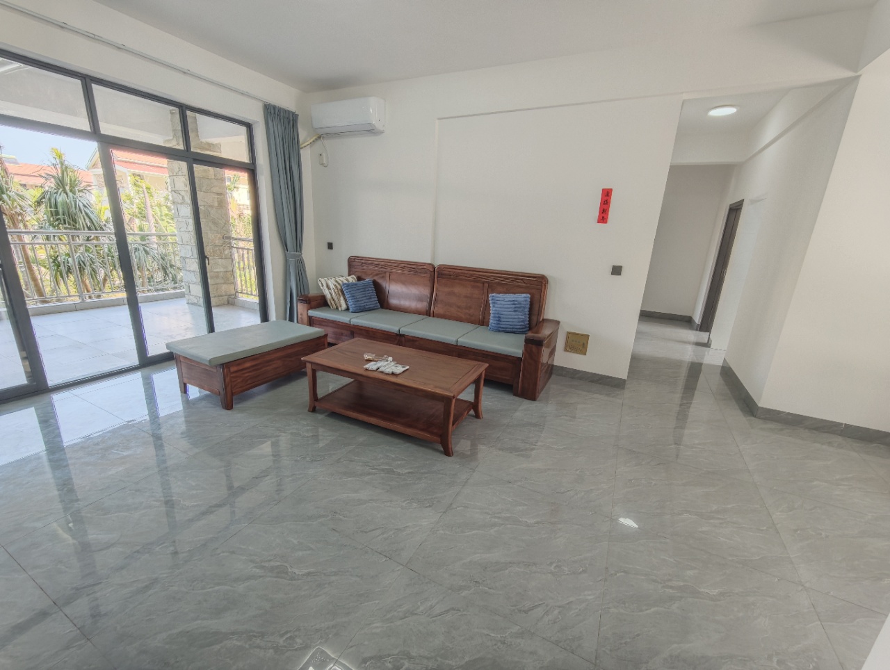 昌茂西雅图·丽湾  3室2厅2卫    180.0万 昌茂西雅图·丽湾  3室2厅2卫    180.0万室内图