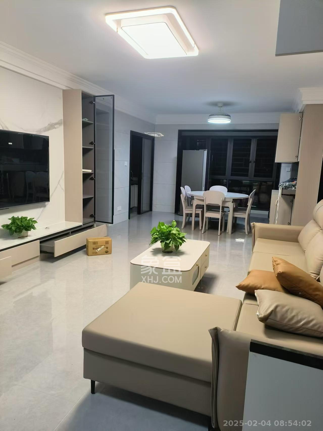 桥头家园三期 3室2厅2卫 2200.0元/月 桥头家园三期 3室2厅2卫 2200.0元/月室内图