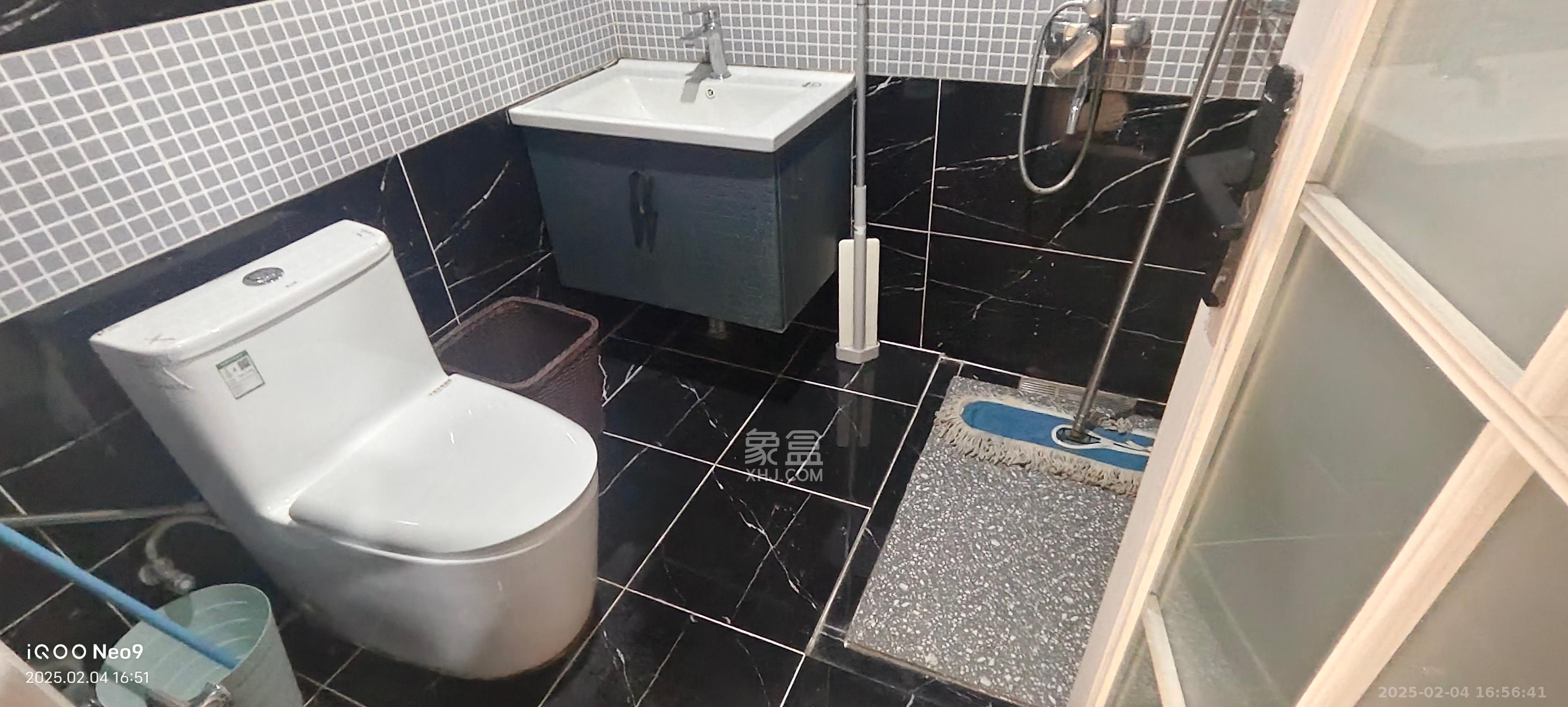 铭园小区 1室1厅1卫 1500.0元/月 铭园小区 1室1厅1卫 1500.0元/月室内图