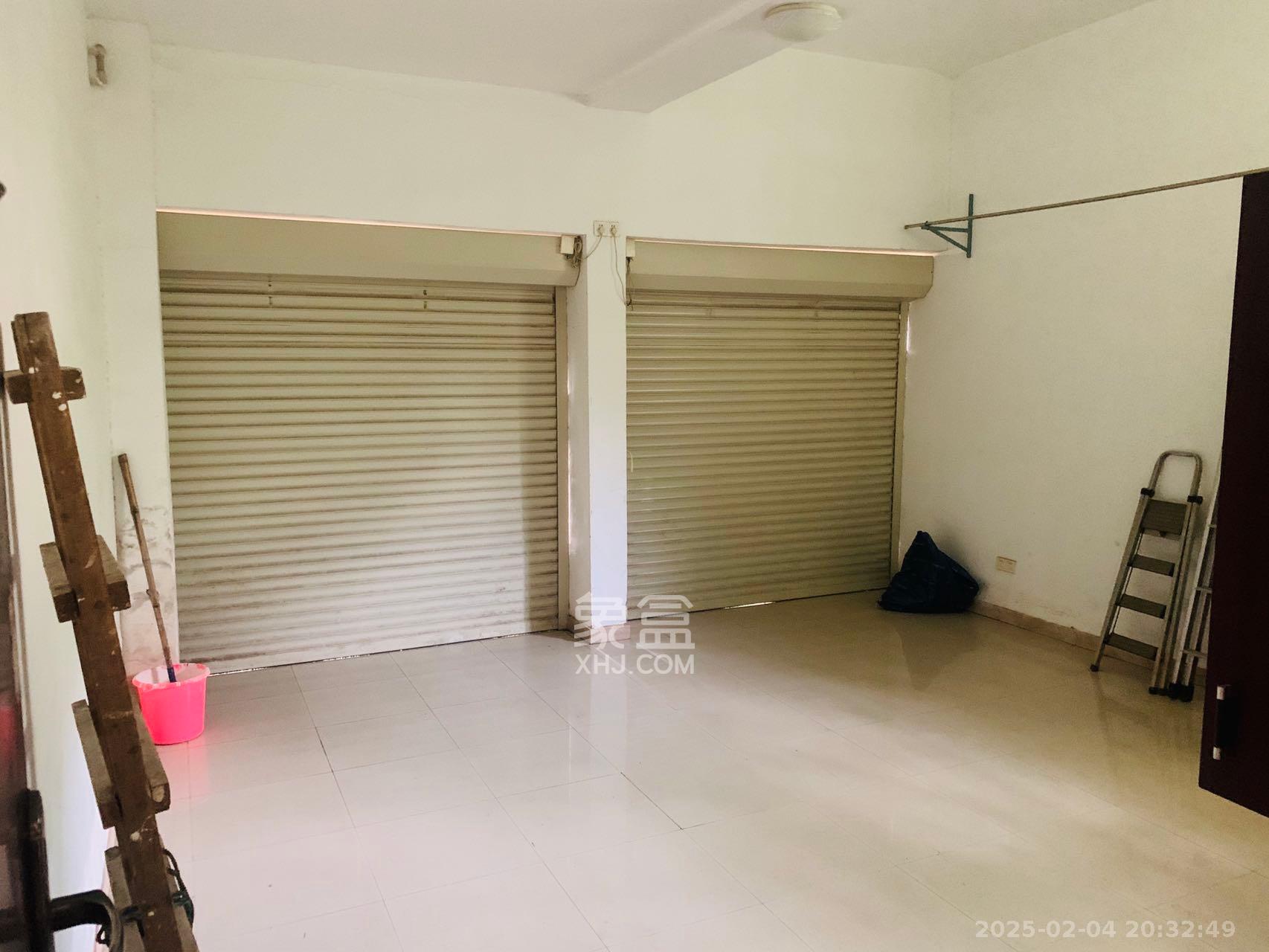 同升湖白竹水乡 5室2厅3卫 8800.0元/月 同升湖白竹水乡 5室2厅3卫 8800.0元/月室内图