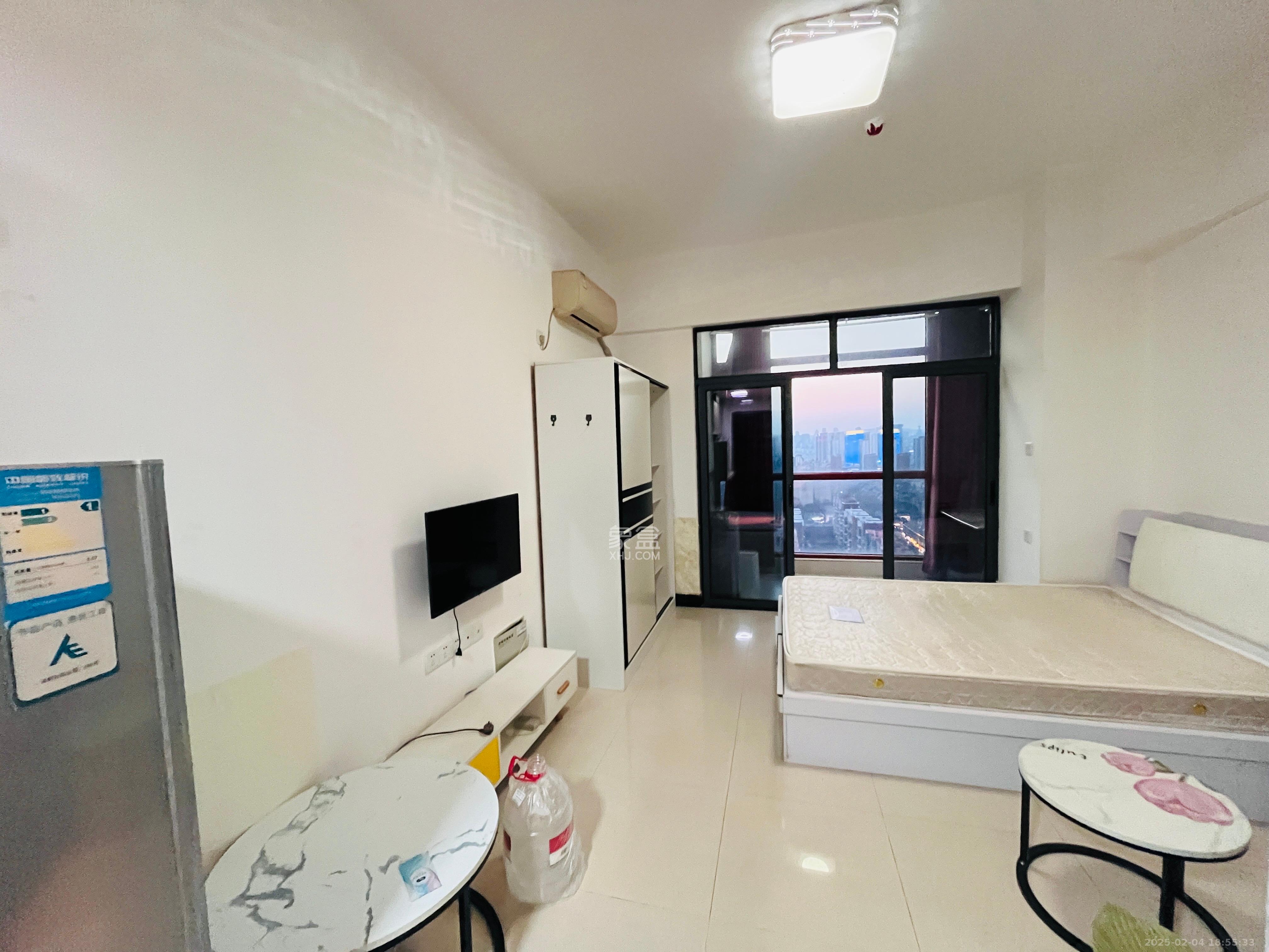 明大佳园 1室1厅1卫 1600.0元/月 明大佳园 1室1厅1卫 1600.0元/月室内图