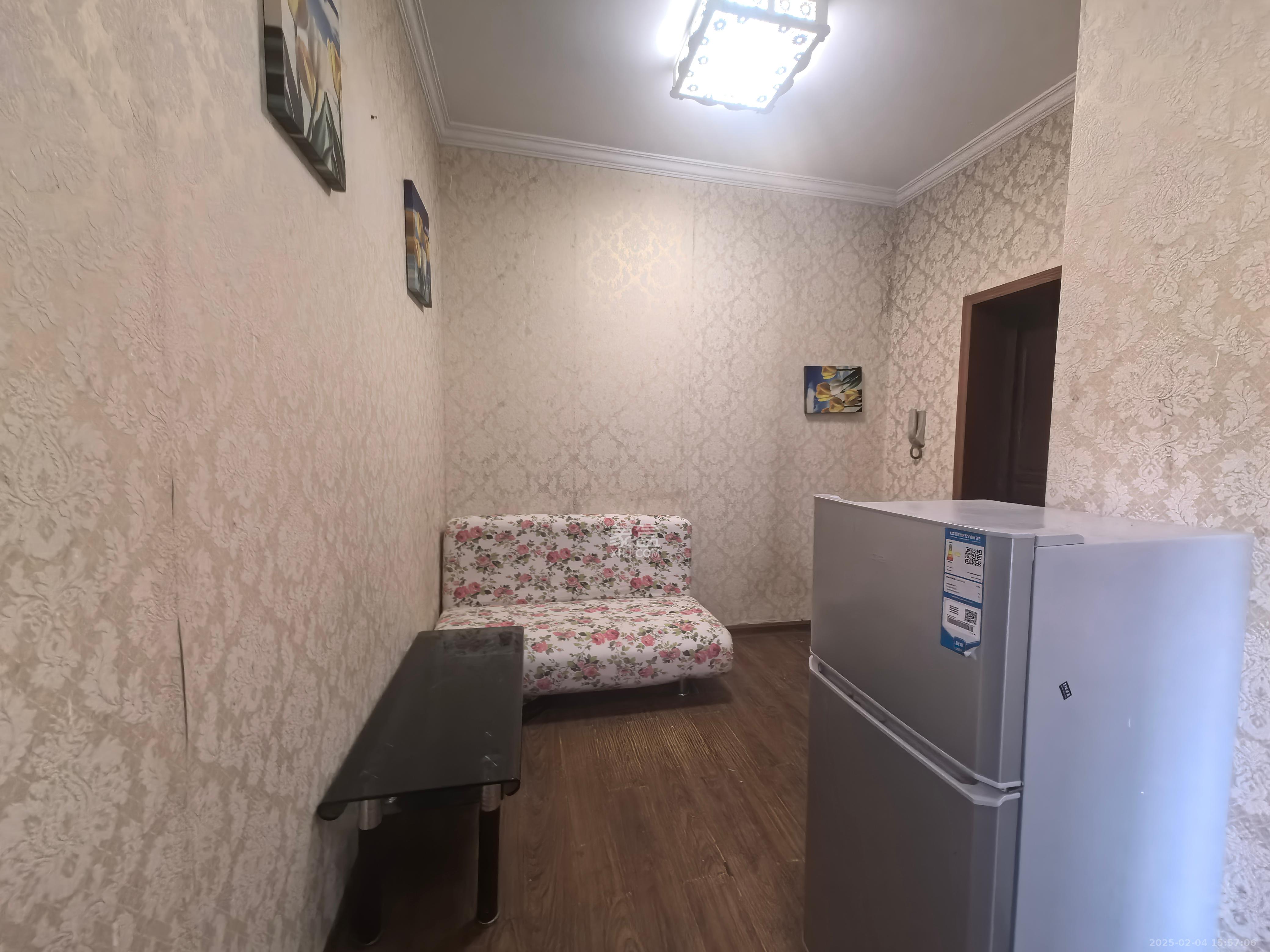 名都花园  1室1厅1卫   1400.00元/月室内图