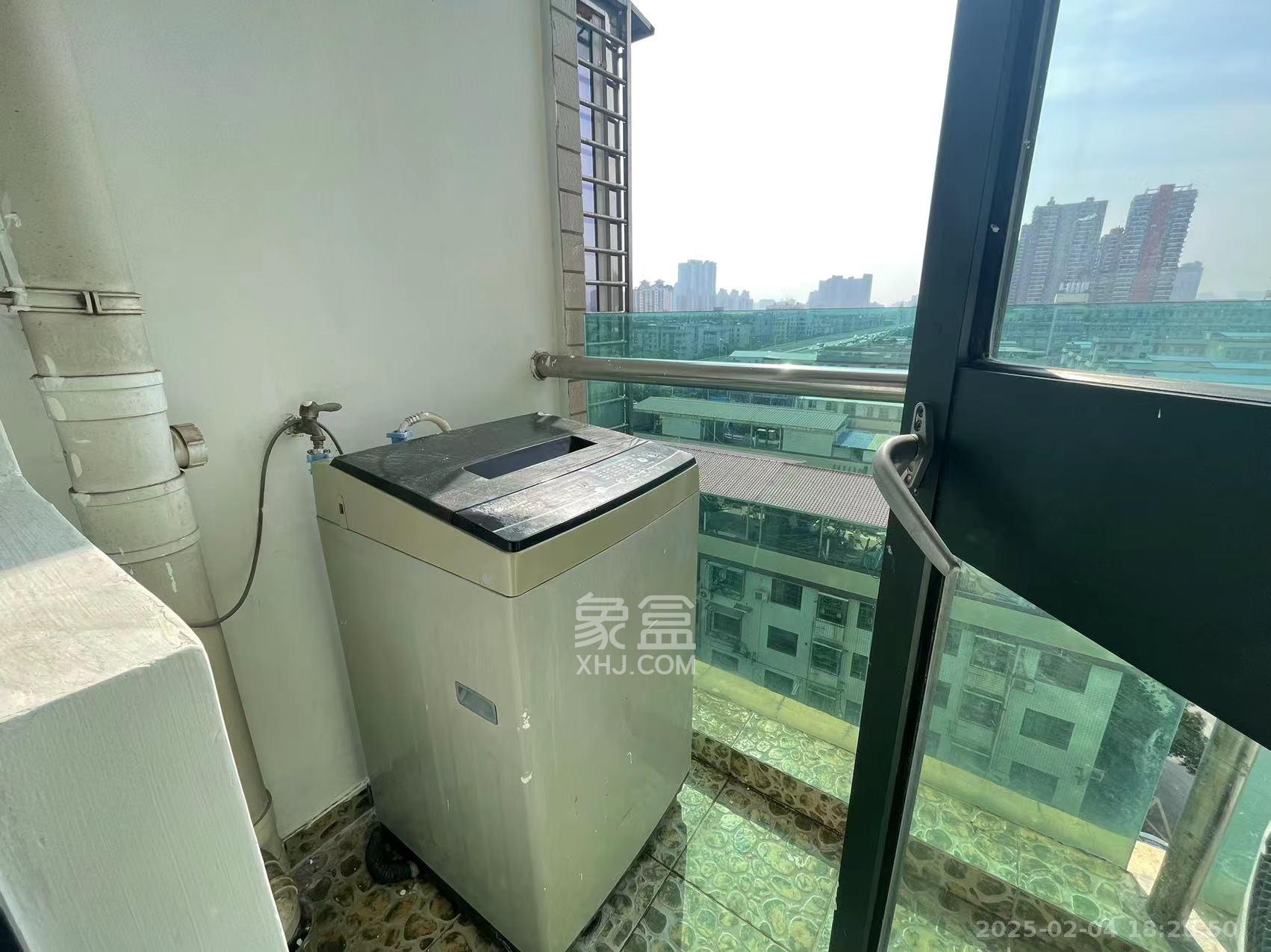上东印象  1室1厅1卫   1600.00元/月室内图