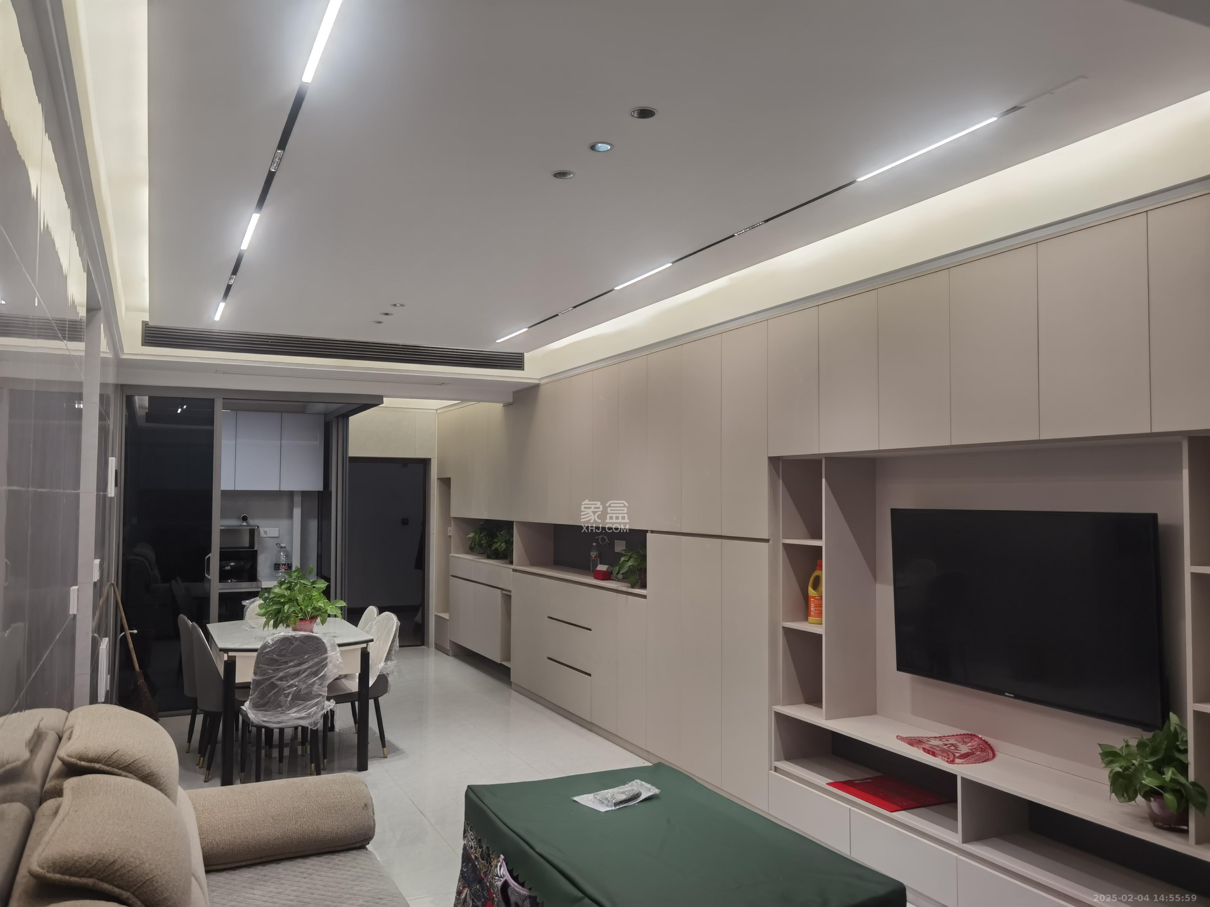 紫华郡 3室2厅2卫 3000.0元/月 紫华郡 3室2厅2卫 3000.0元/月室内图