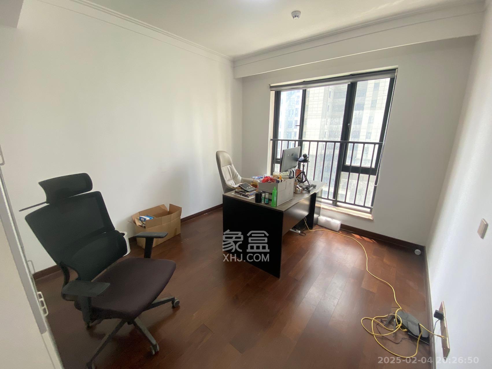 绿地长沙城际空间站(绿地新里佳苑) 3室2厅2卫 3300.0元/月 绿地长沙城际空间站(绿地新里佳苑) 3室2厅2卫 3300.0元/月室内图