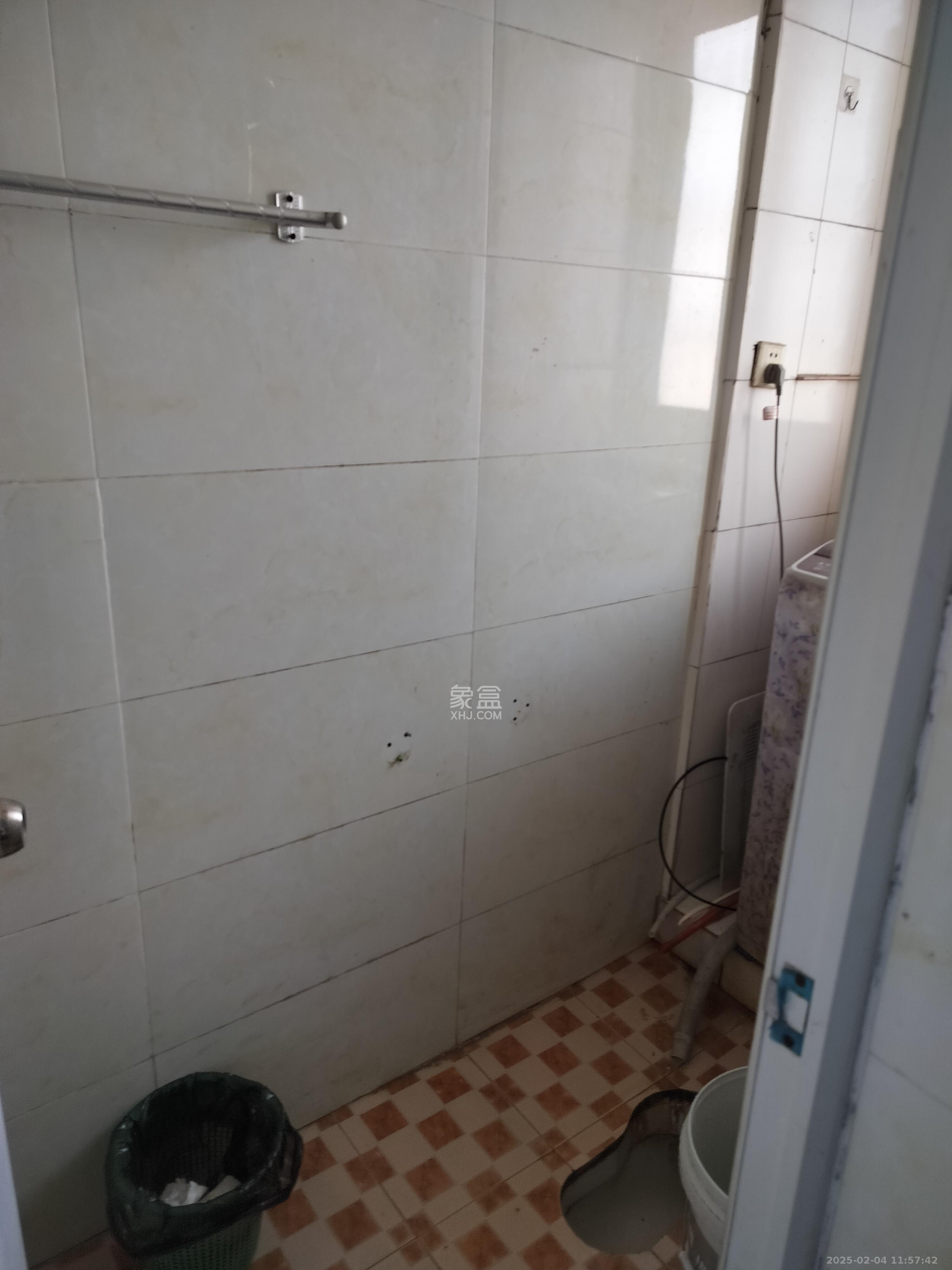 书院路电梯厂宿舍(宝塔山) 2室1厅1卫 1250.0元/月 书院路电梯厂宿舍(宝塔山) 2室1厅1卫 1250.0元/月室内图