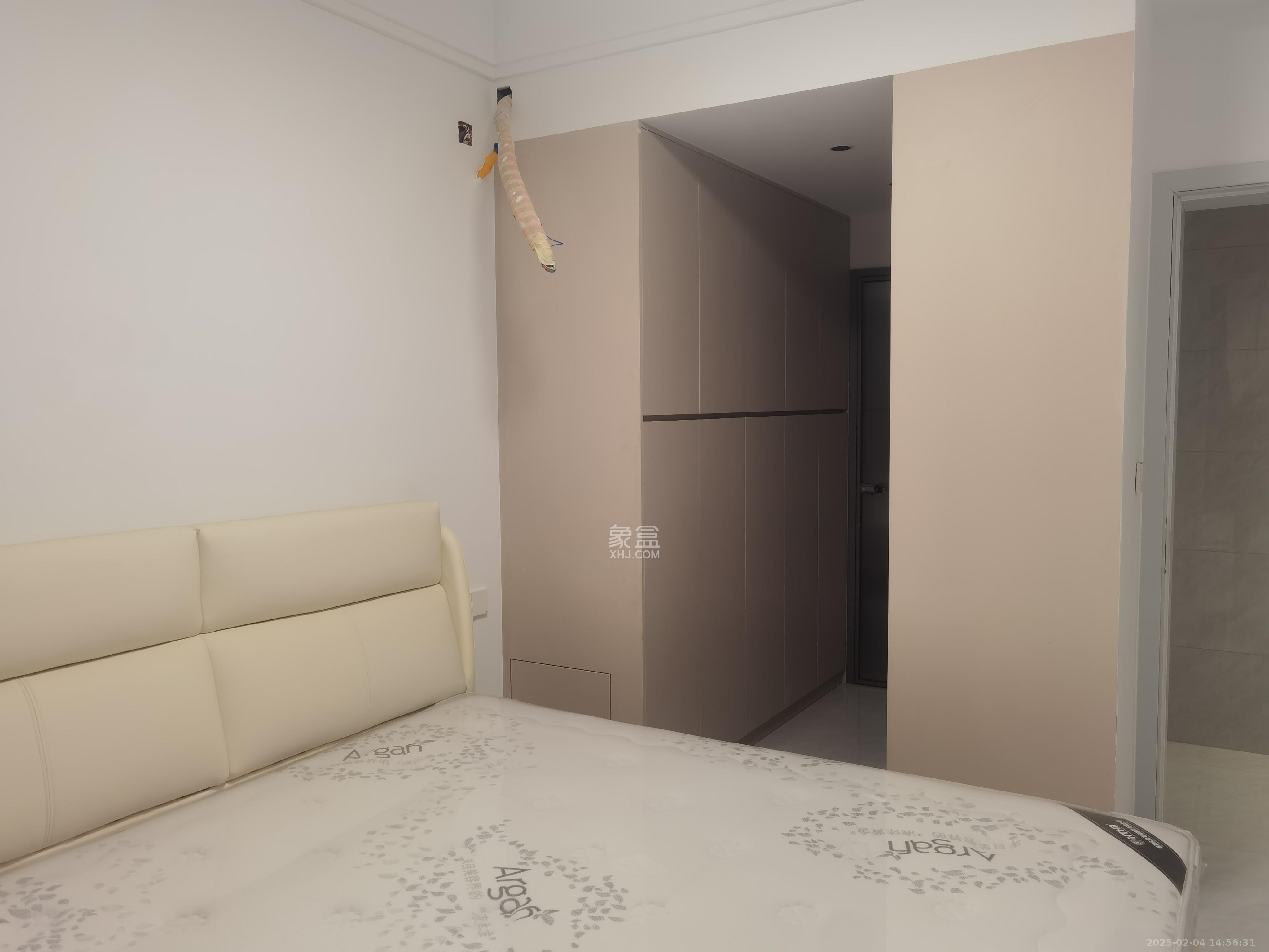 紫华郡 3室2厅2卫 3000.0元/月 紫华郡 3室2厅2卫 3000.0元/月室内图