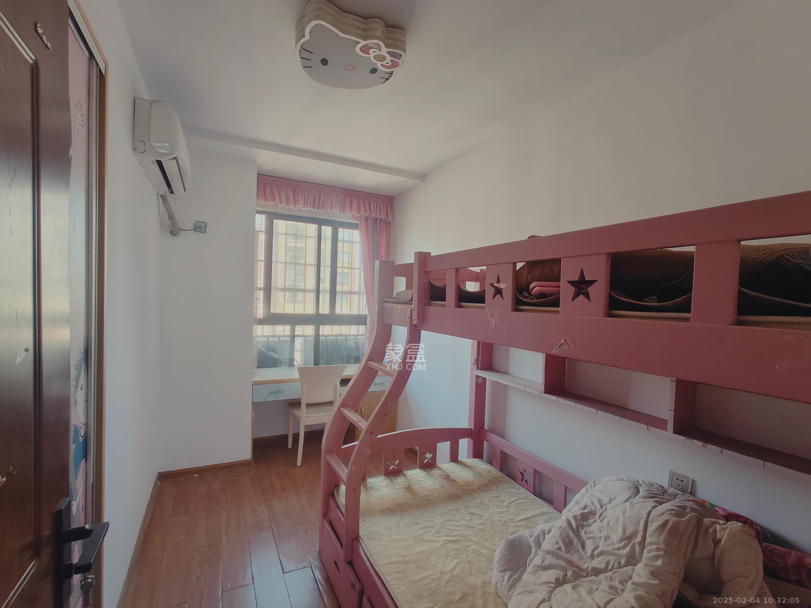 新城国际花都 3室2厅1卫 1700.0元/月 新城国际花都 3室2厅1卫 1700.0元/月室内图