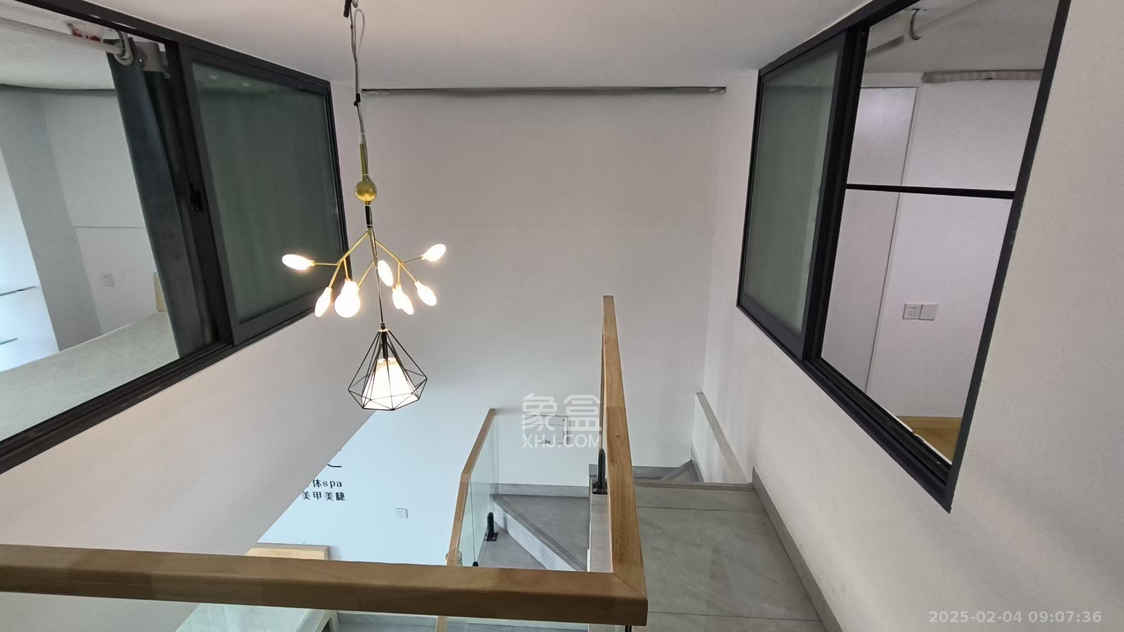 长房时代小镇 2室1厅1卫 2000.0元/月 长房时代小镇 2室1厅1卫 2000.0元/月室内图