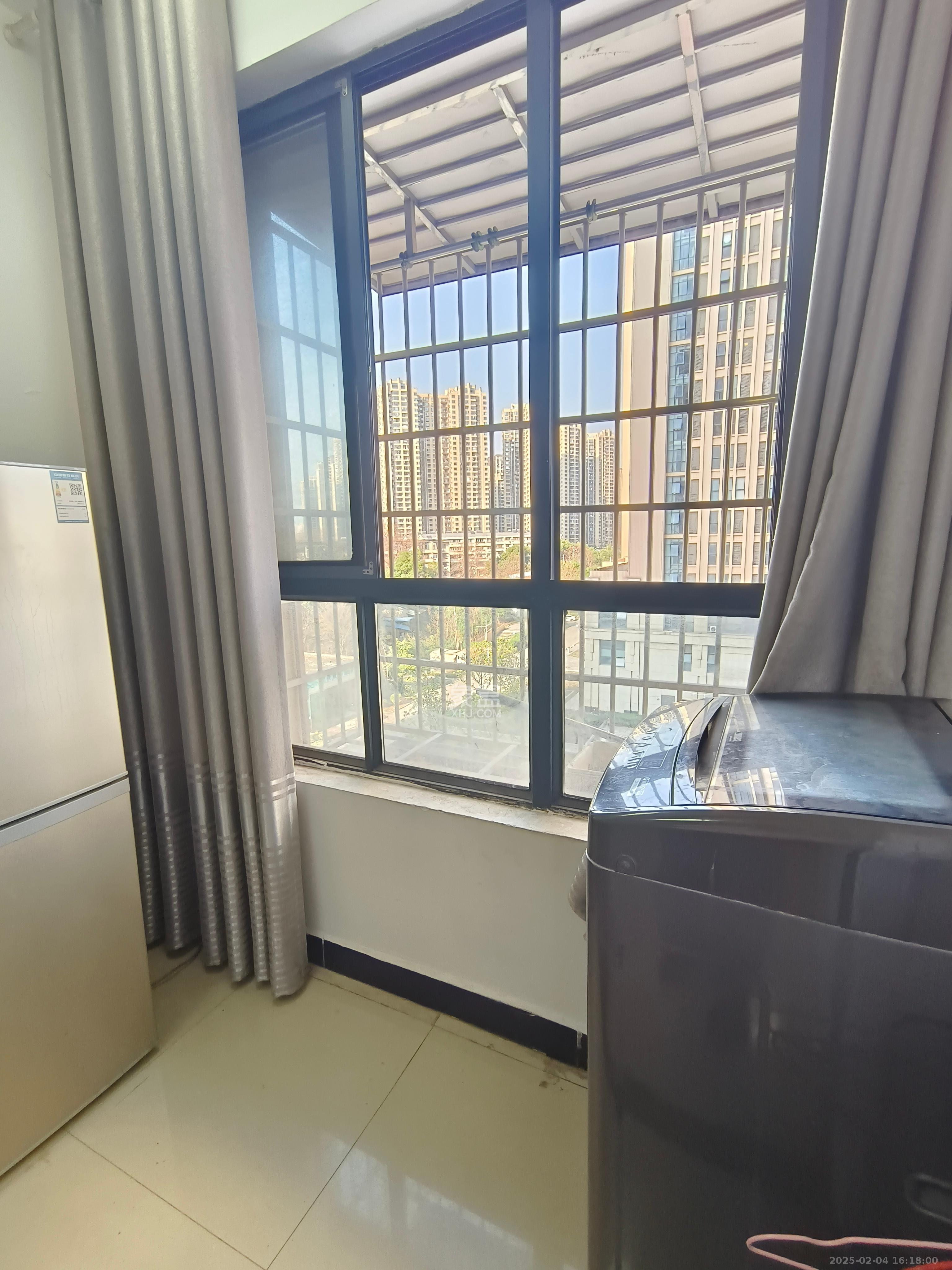 圭塘三小区  1室1厅1卫    1500.0元/月室内图