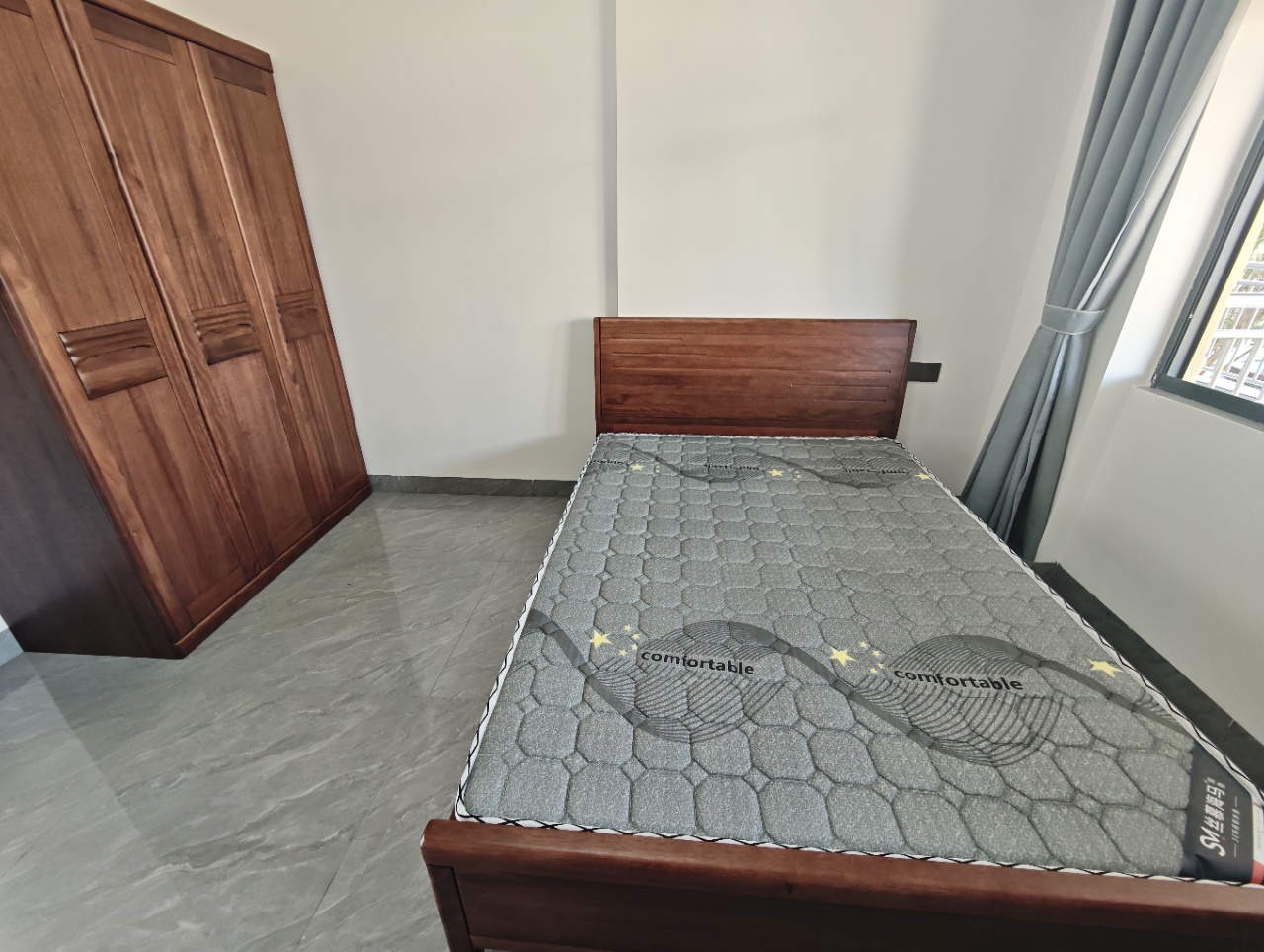 昌茂西雅图·丽湾  3室2厅2卫    180.0万 昌茂西雅图·丽湾  3室2厅2卫    180.0万室内图