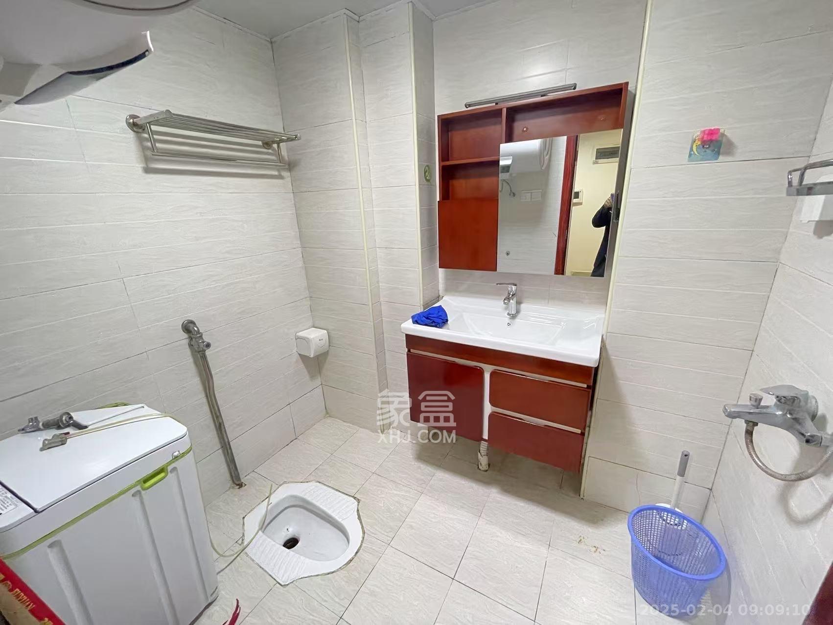 湘水和天下 1室1厅1卫 1300.00元/月 湘水和天下 1室1厅1卫 1300.00元/月室内图